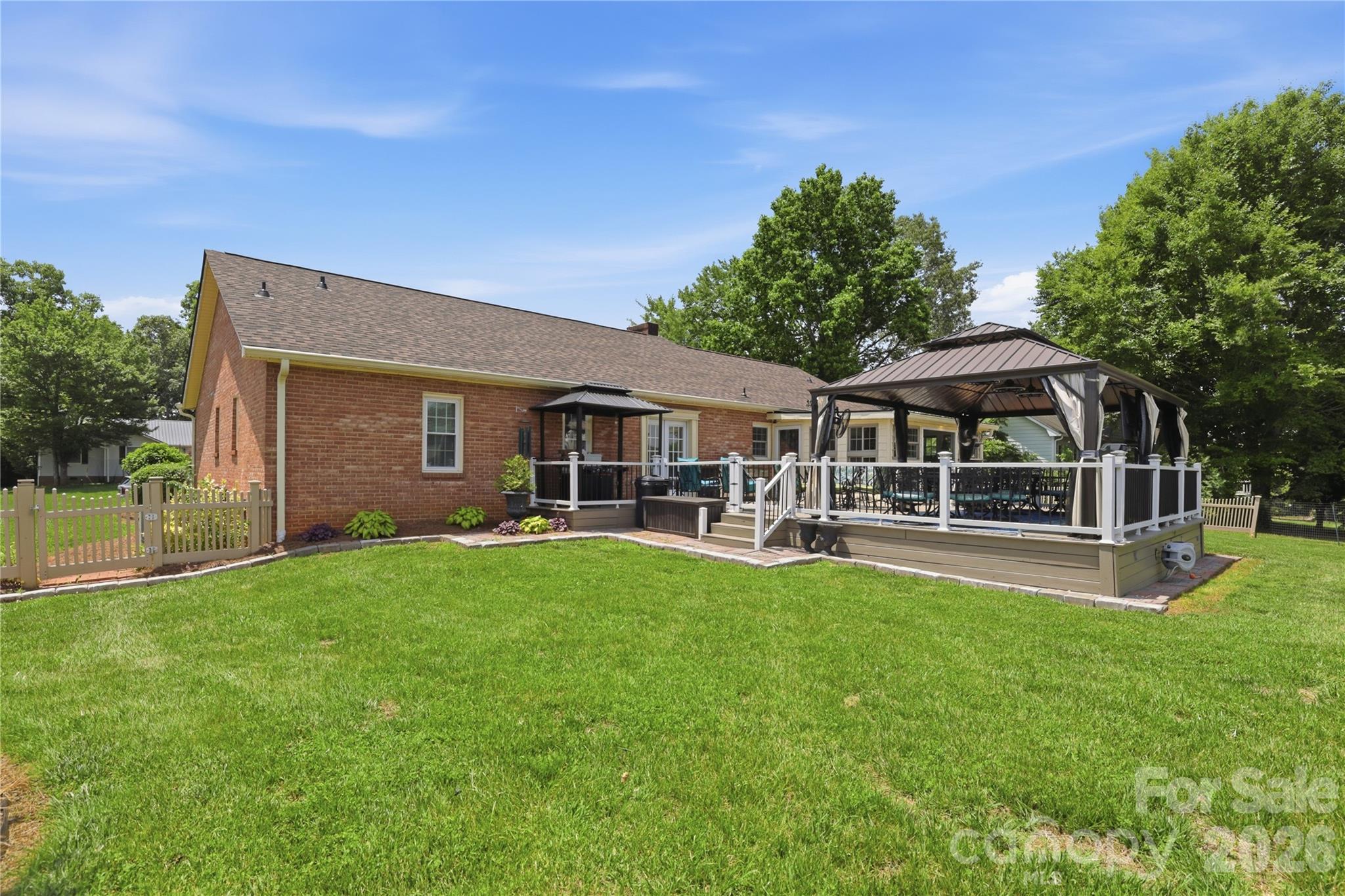 4 Fox Ridge Drive