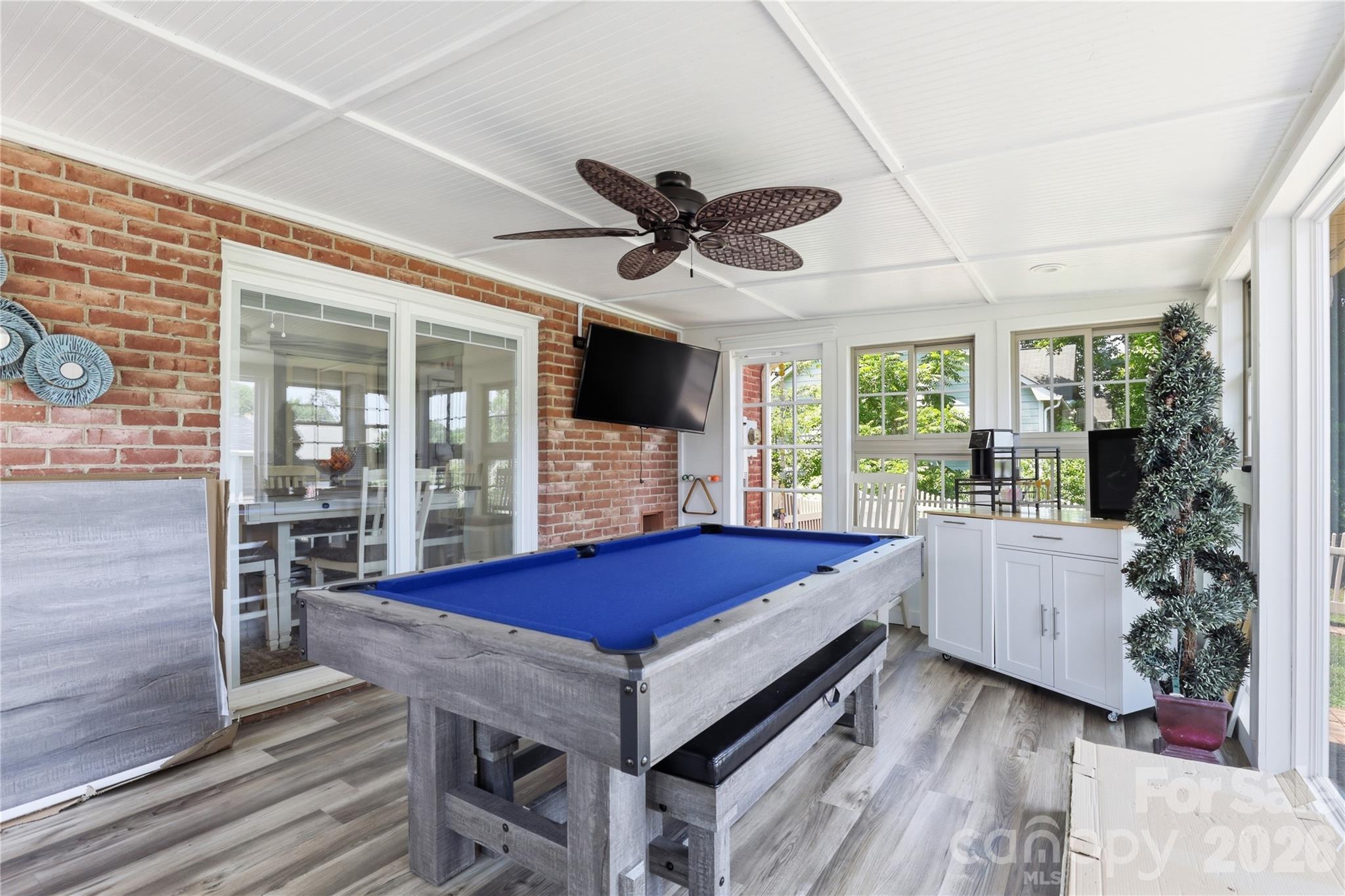 4 Fox Ridge Drive