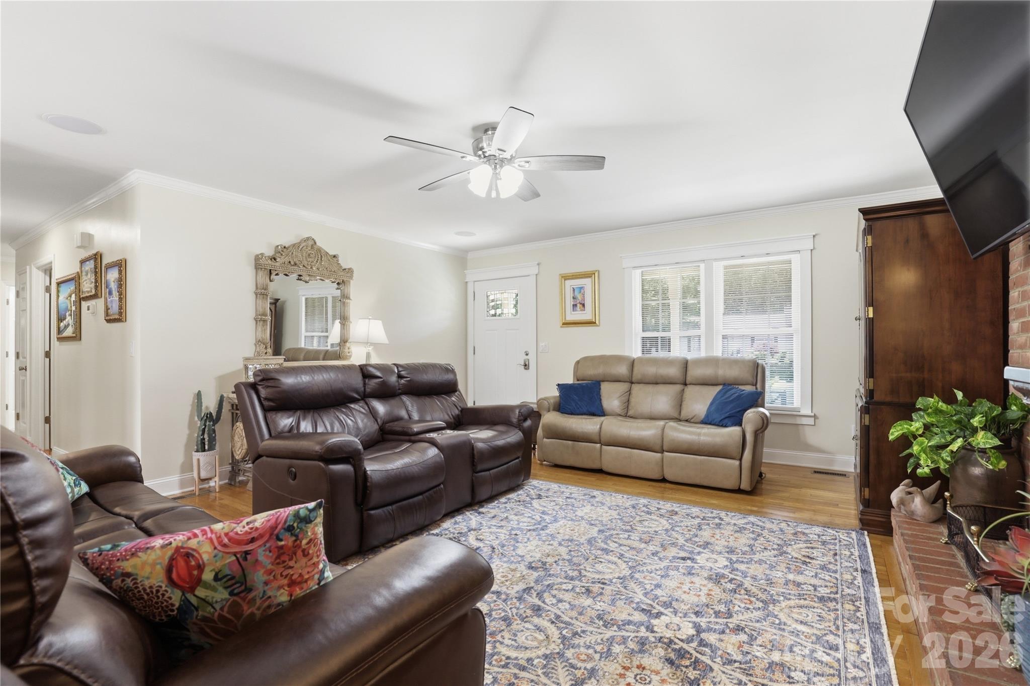 4 Fox Ridge Drive
