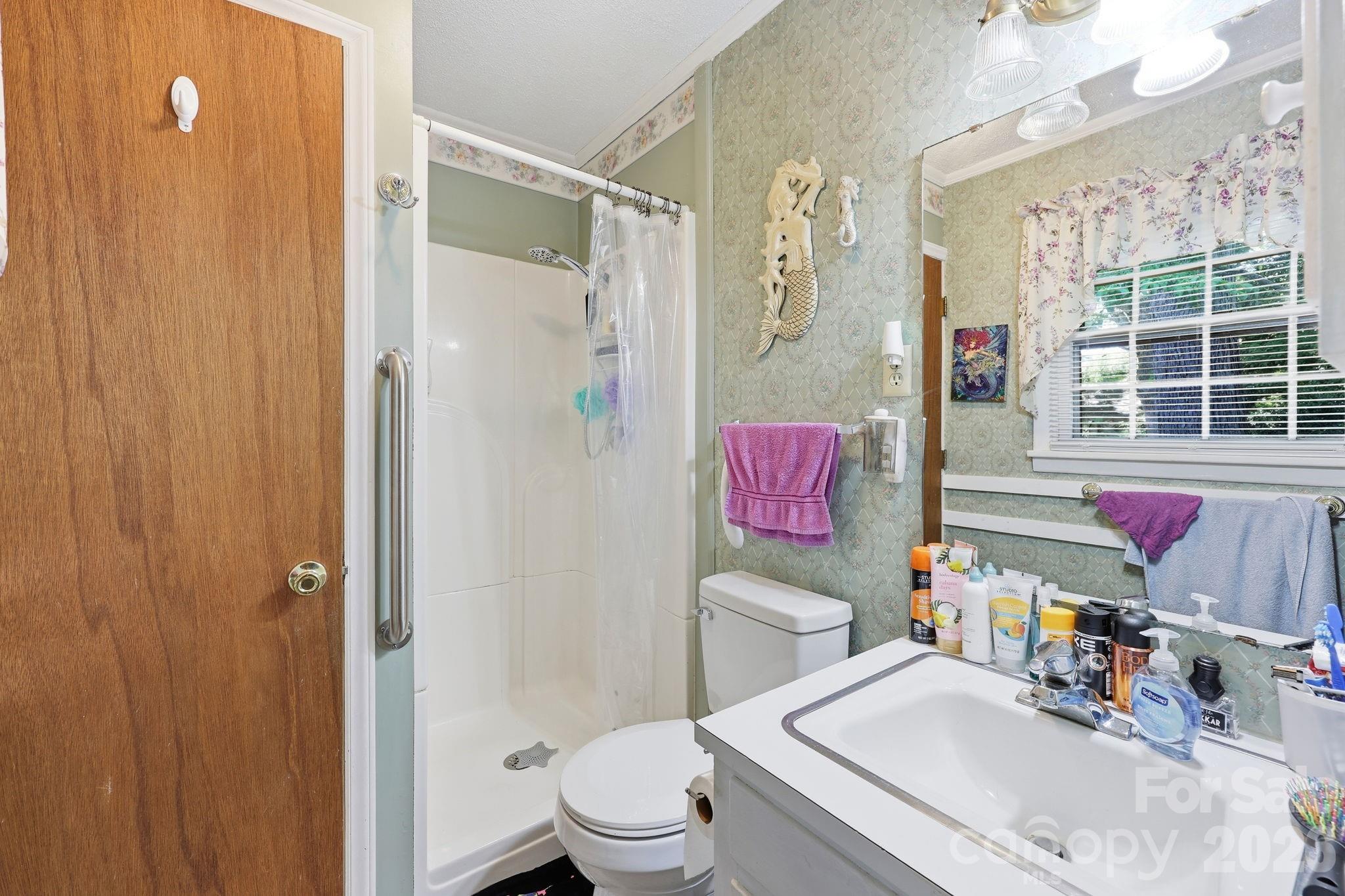 401 White Oaks Drive