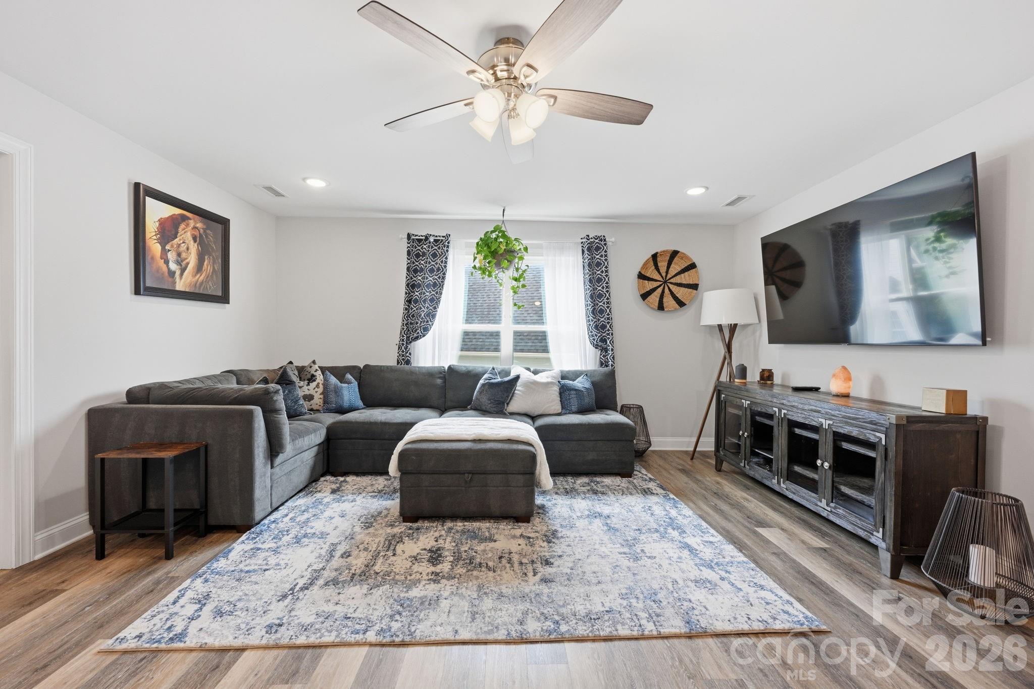 4701 Trostan Turn Turn