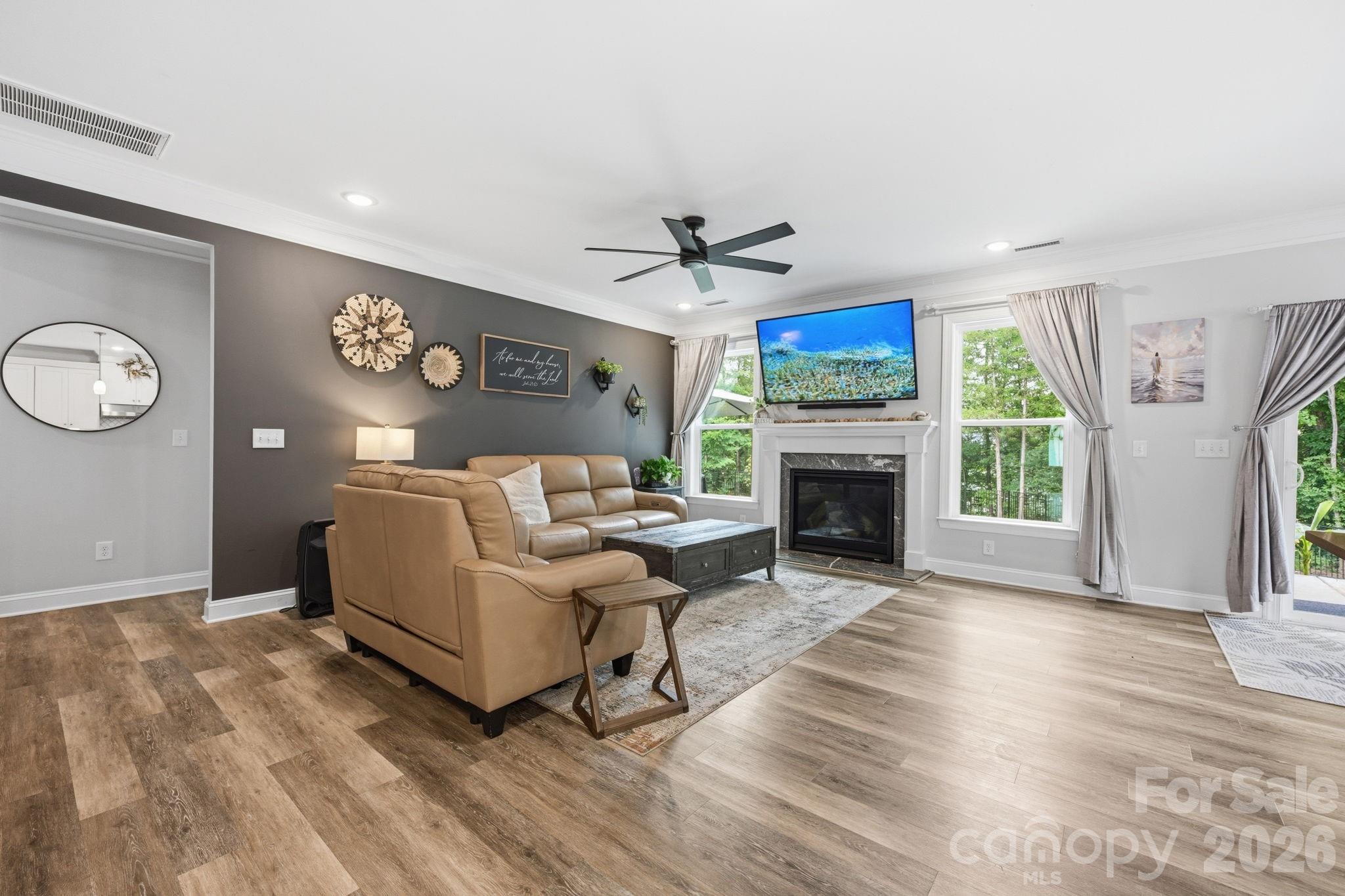 4701 Trostan Turn Turn
