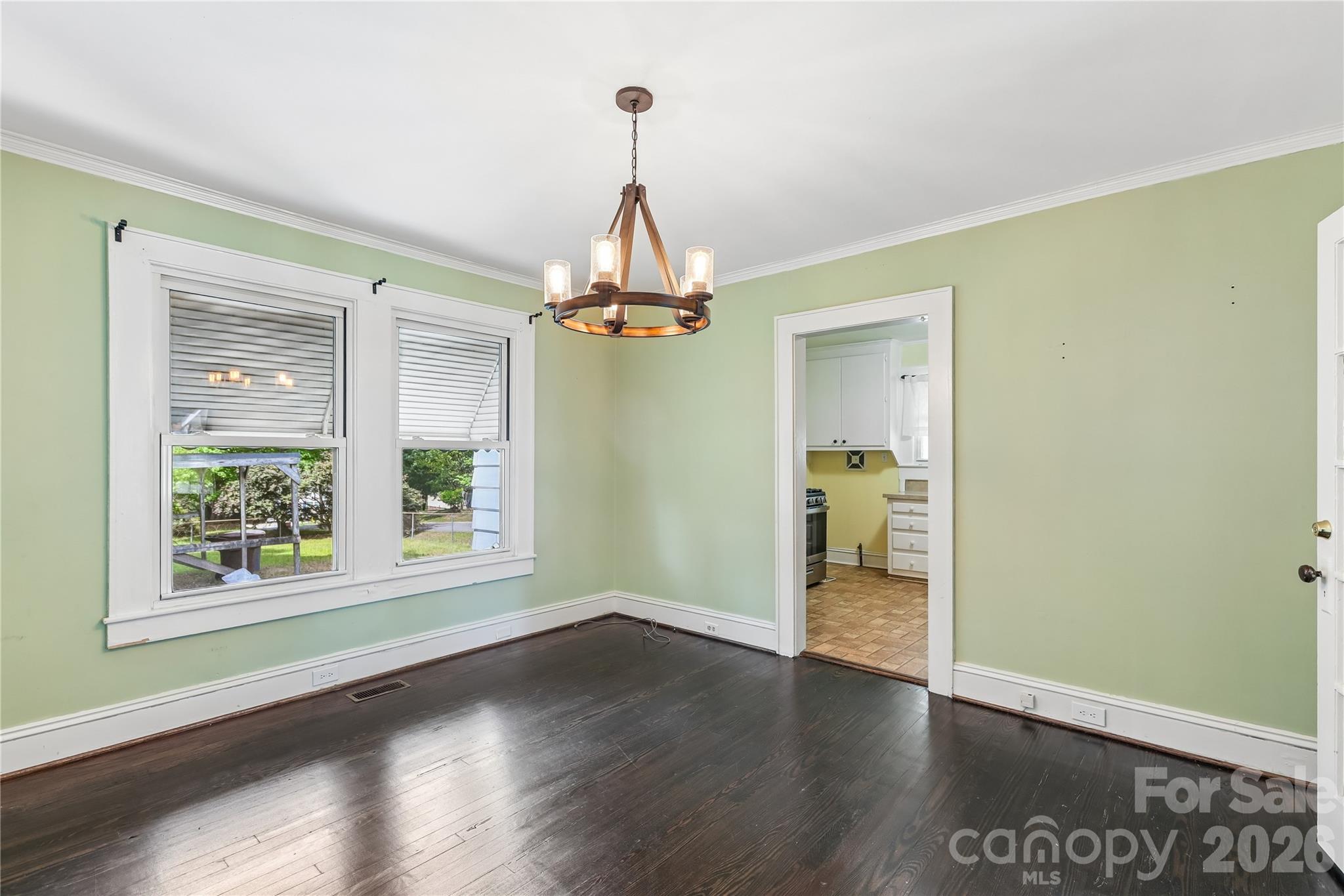 1010 Desoto Avenue