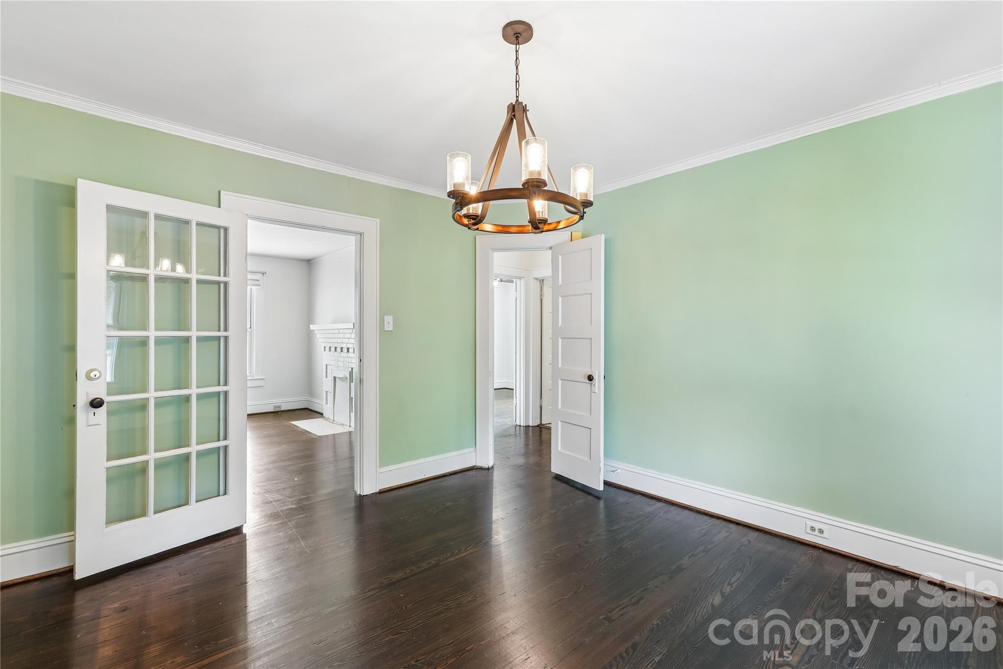 1010 Desoto Avenue