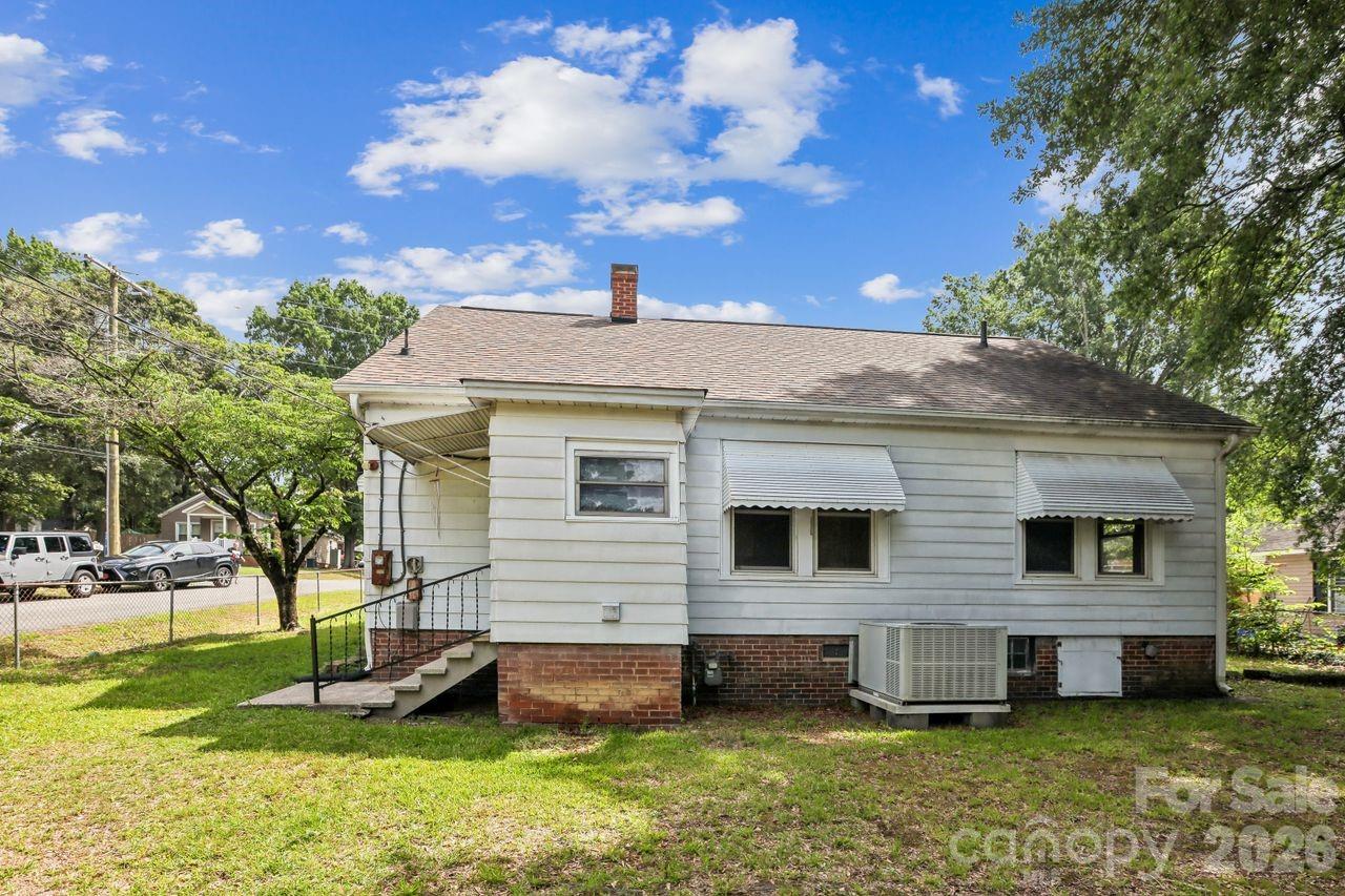 1010 Desoto Avenue