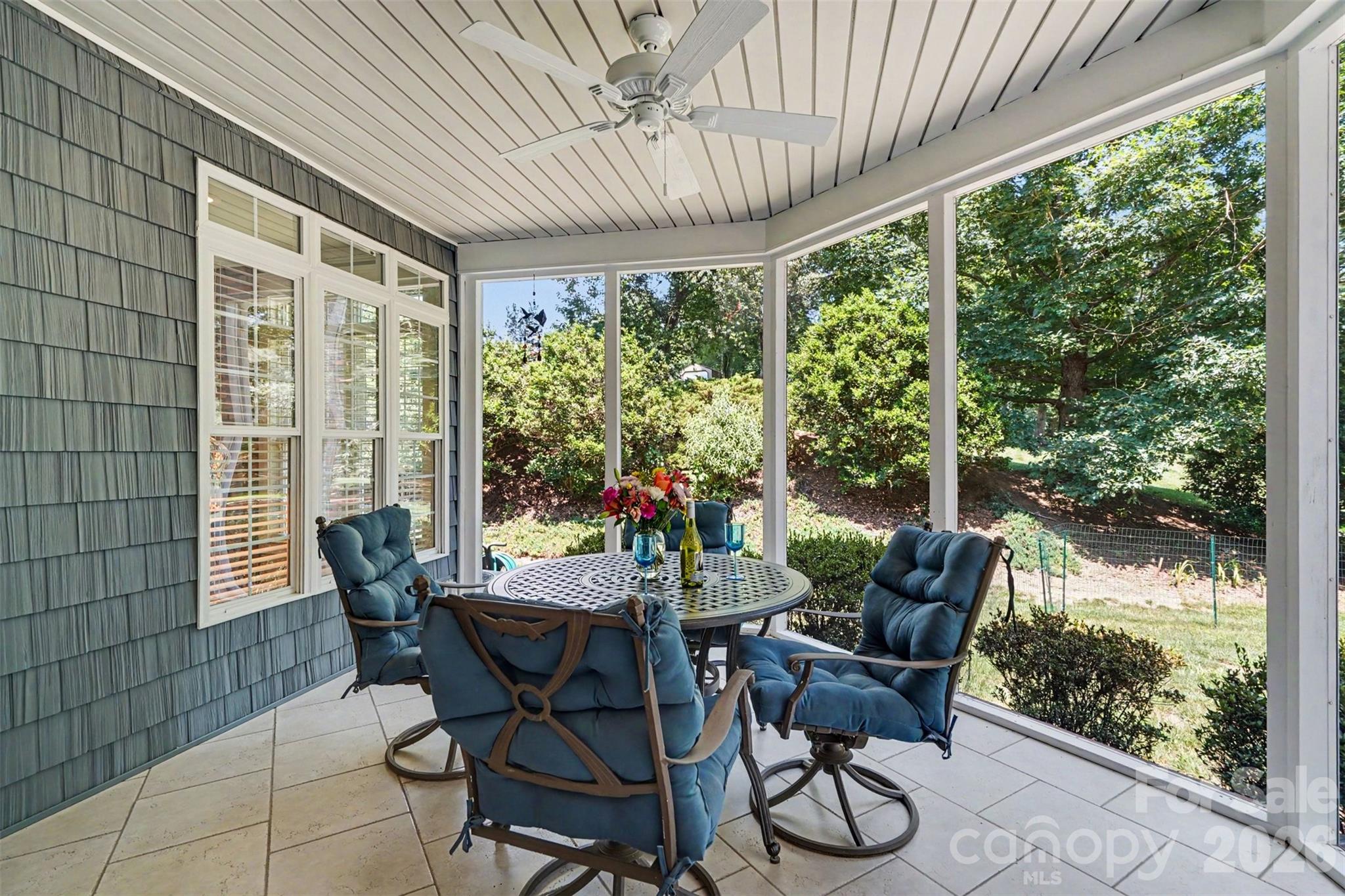 162 Twin Lakes Drive