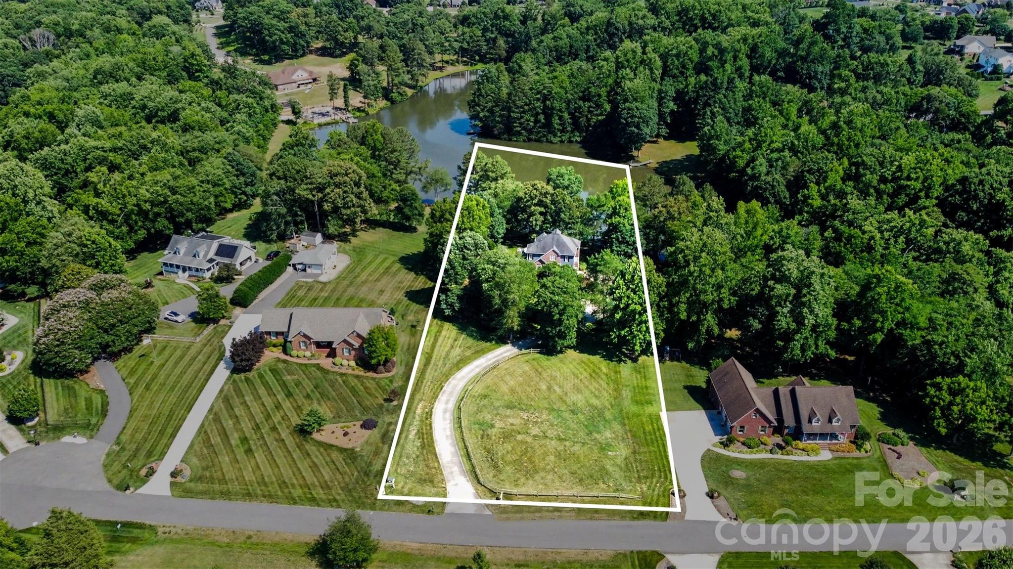 162 Twin Lakes Drive