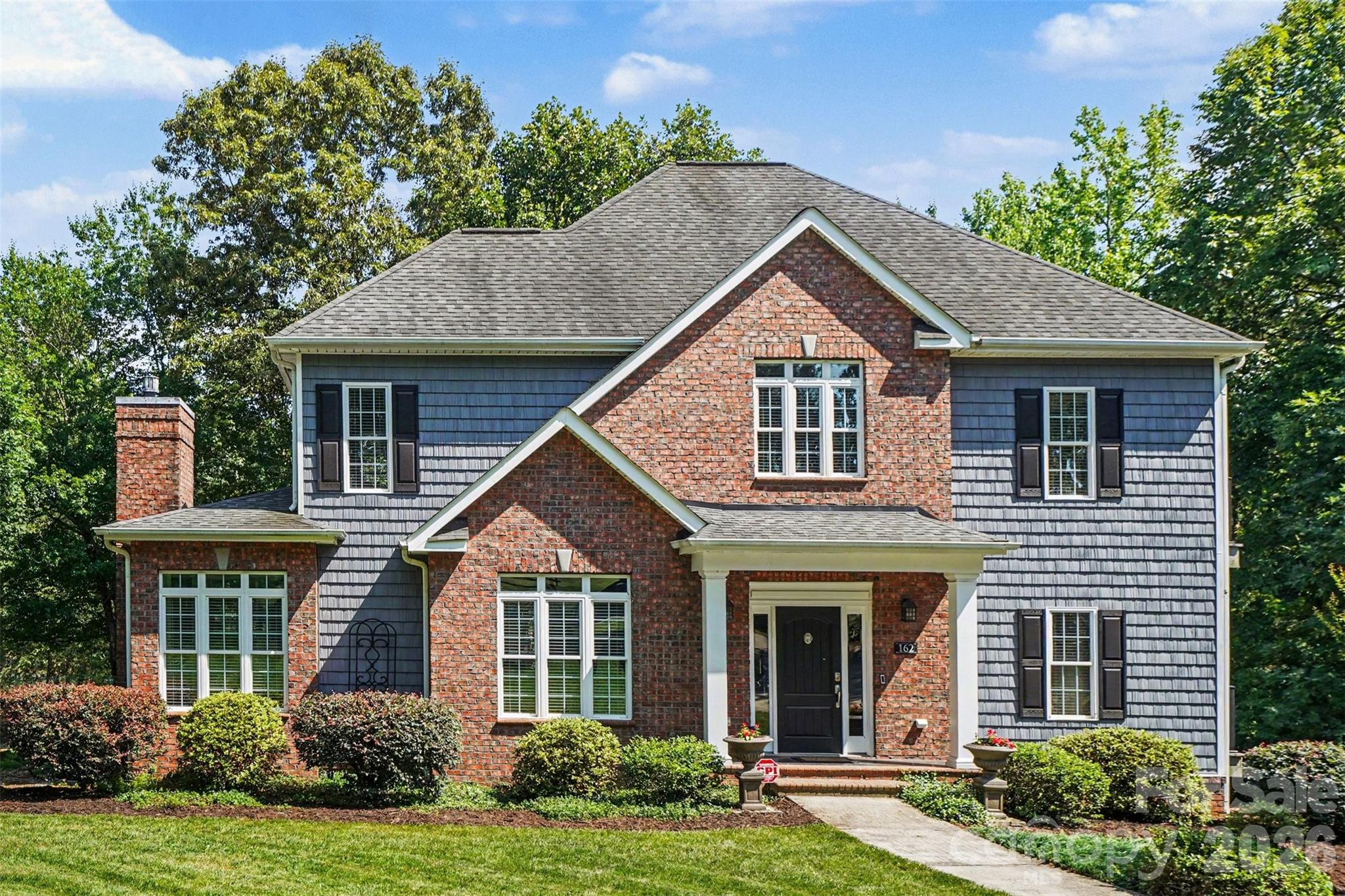 162 Twin Lakes Drive