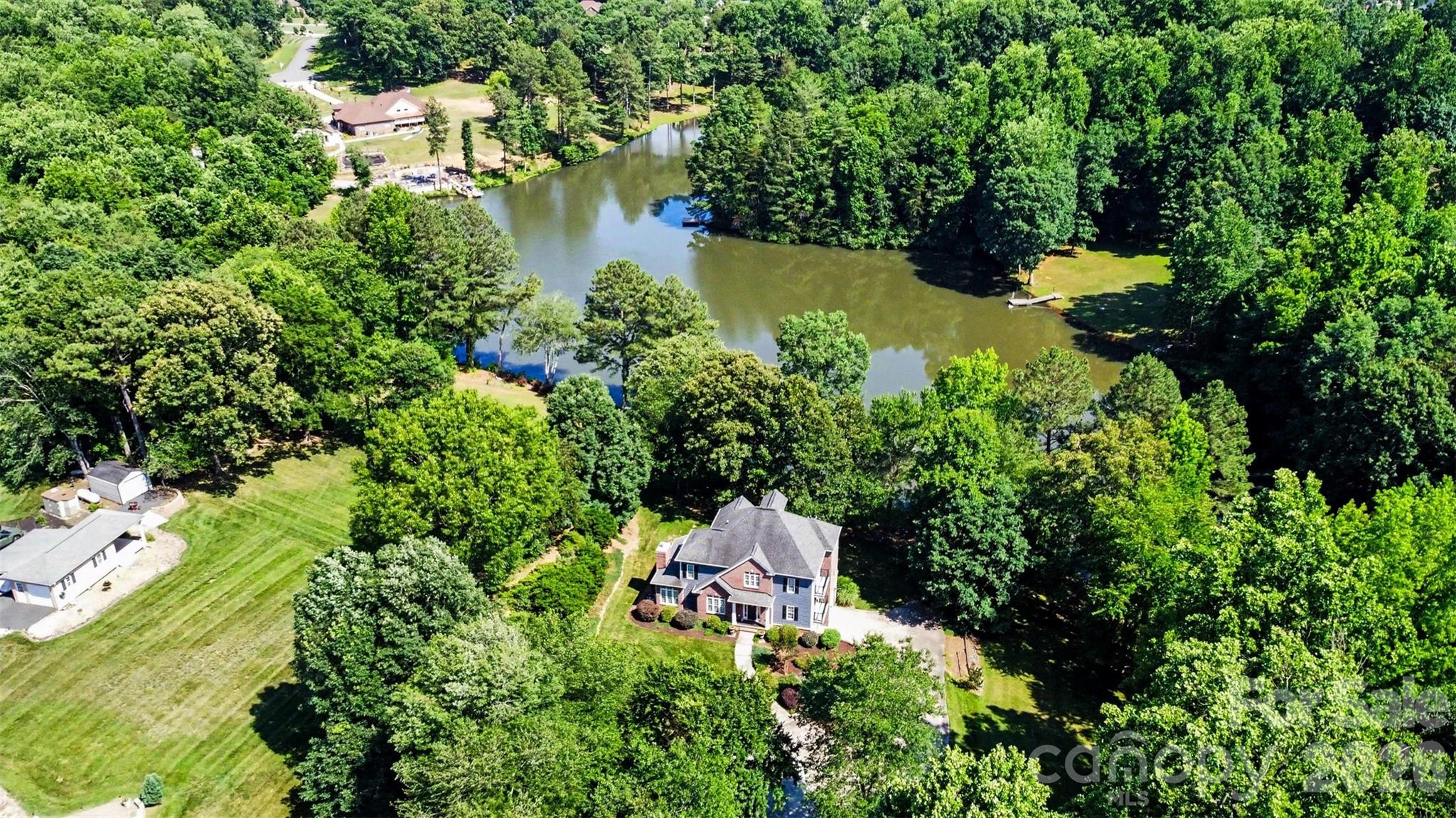162 Twin Lakes Drive