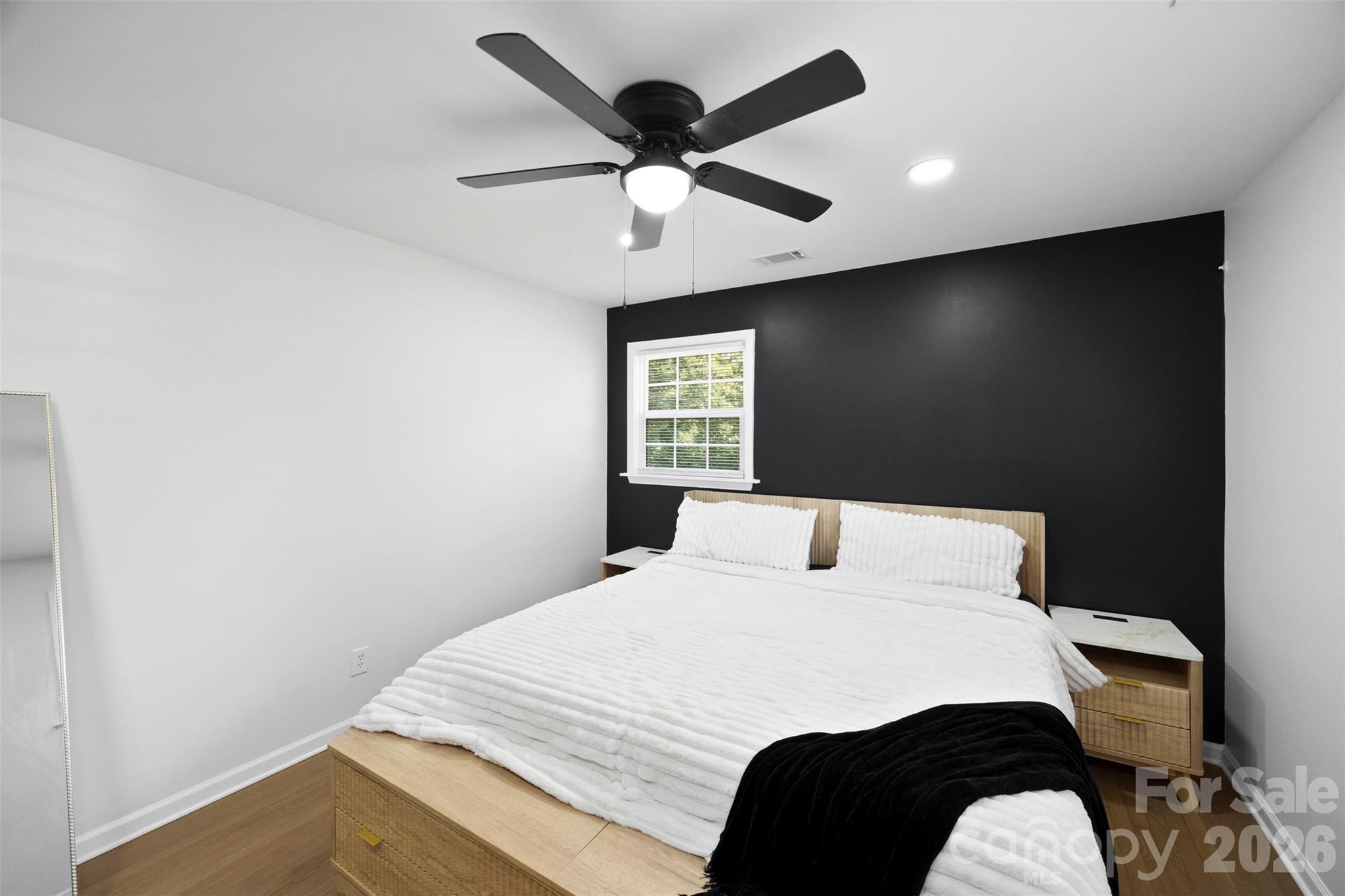 1047 White Plains Road