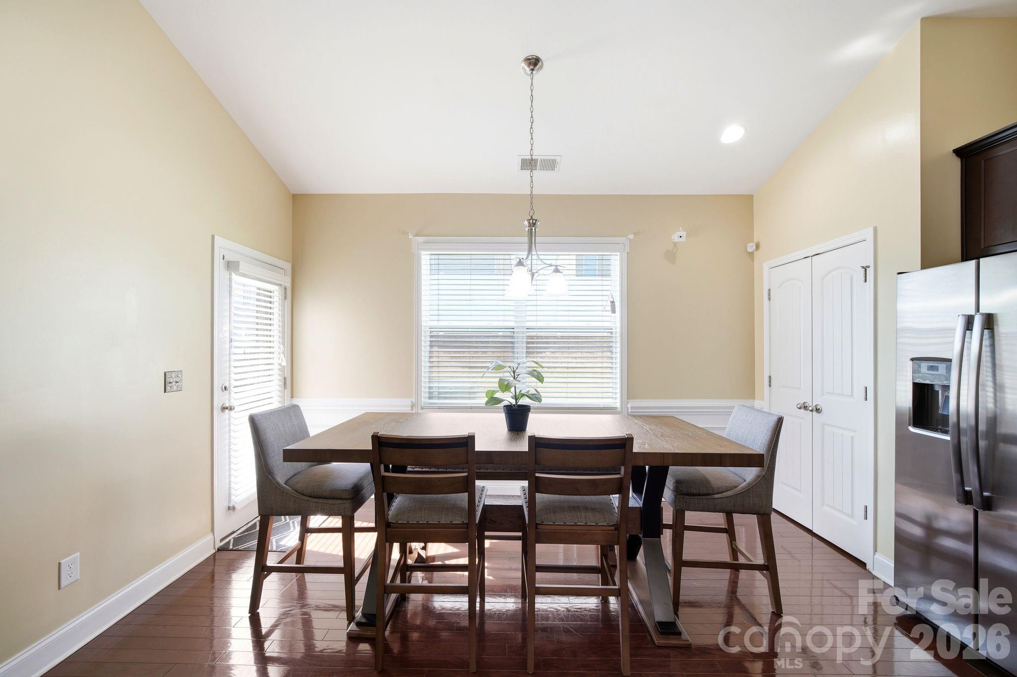 423 Knothole Lane