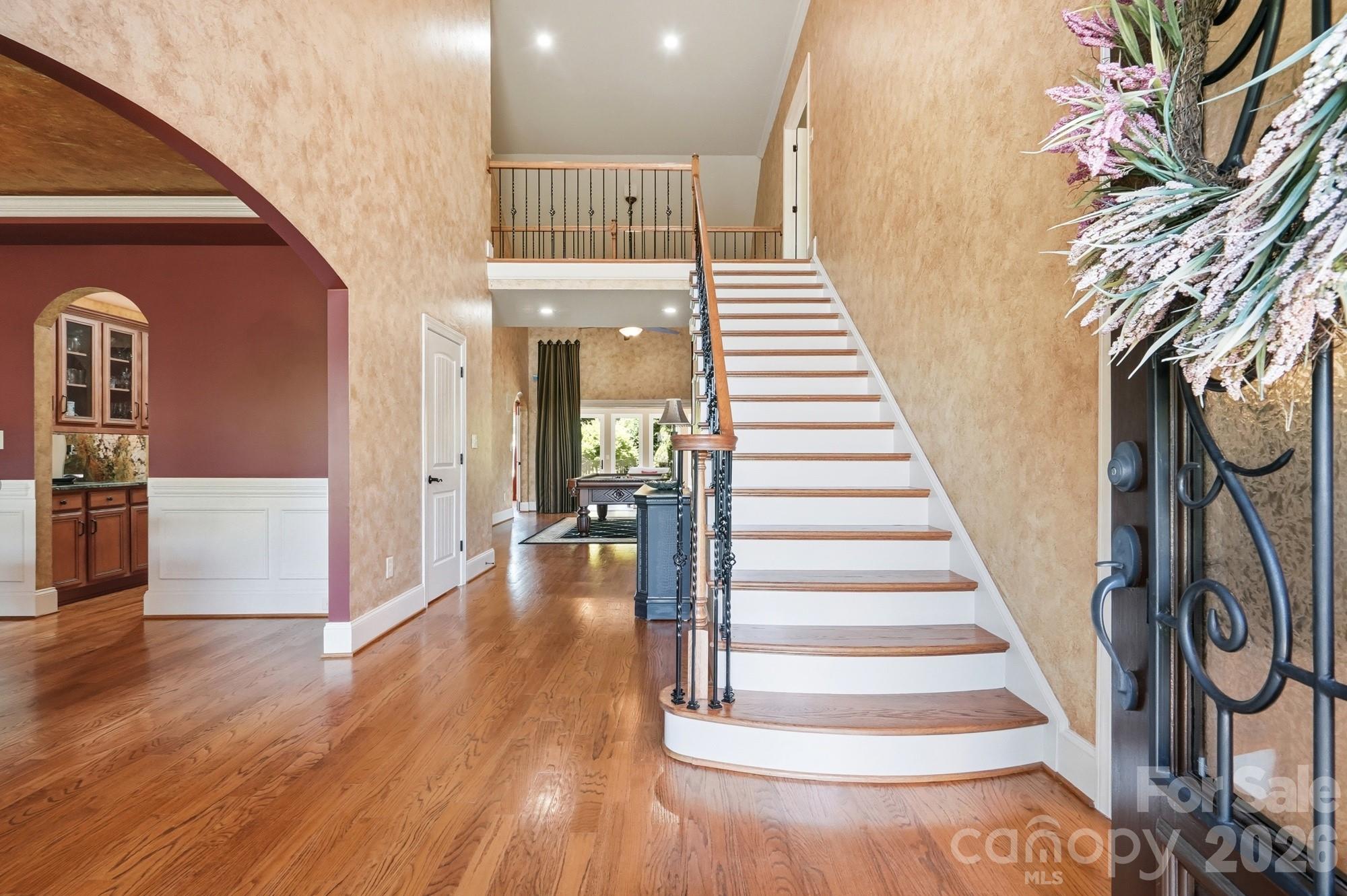 142 Riverchase Lane