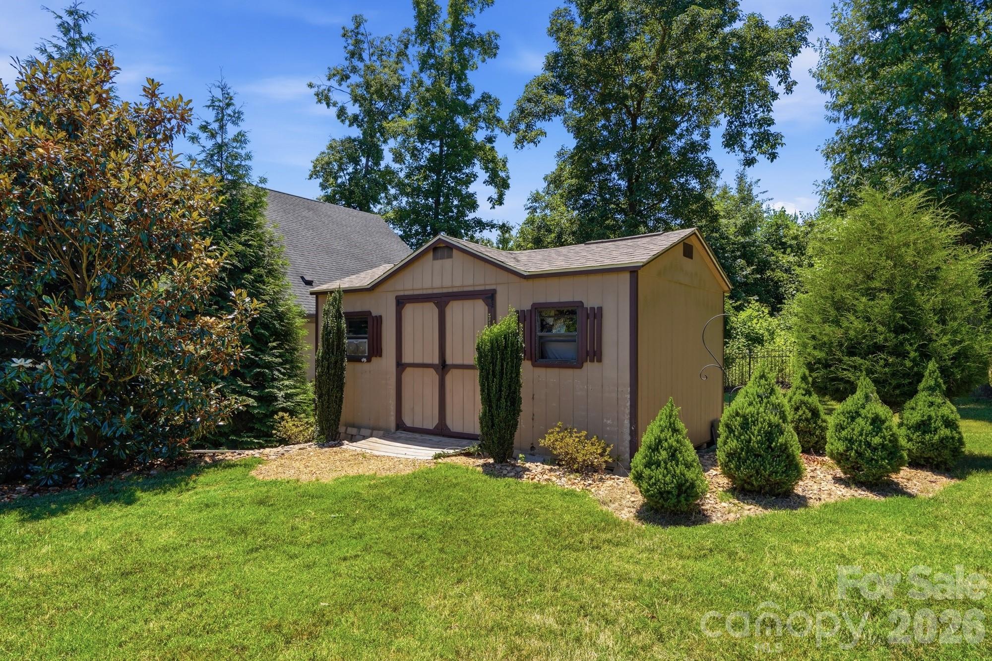 142 Riverchase Lane