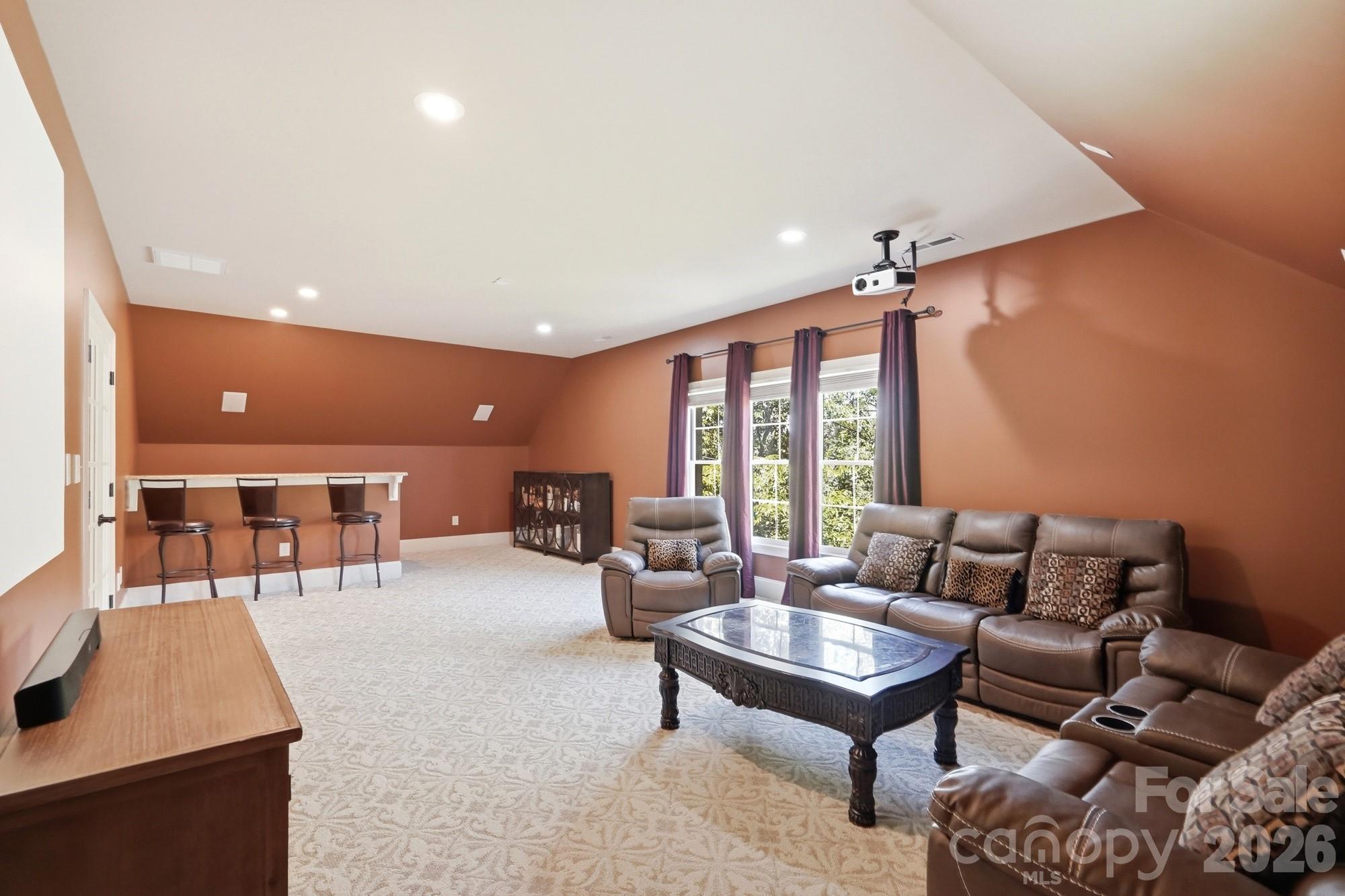 142 Riverchase Lane