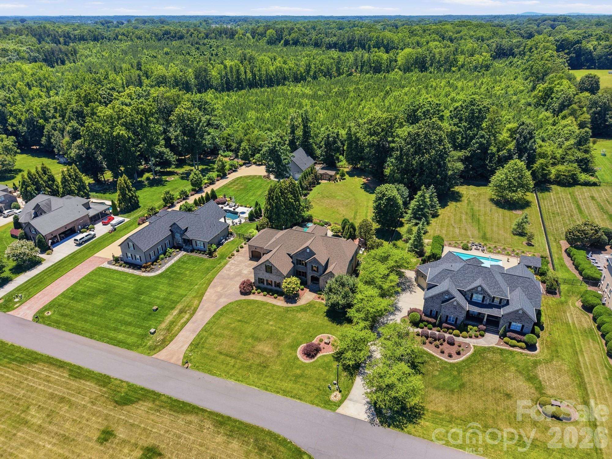 142 Riverchase Lane