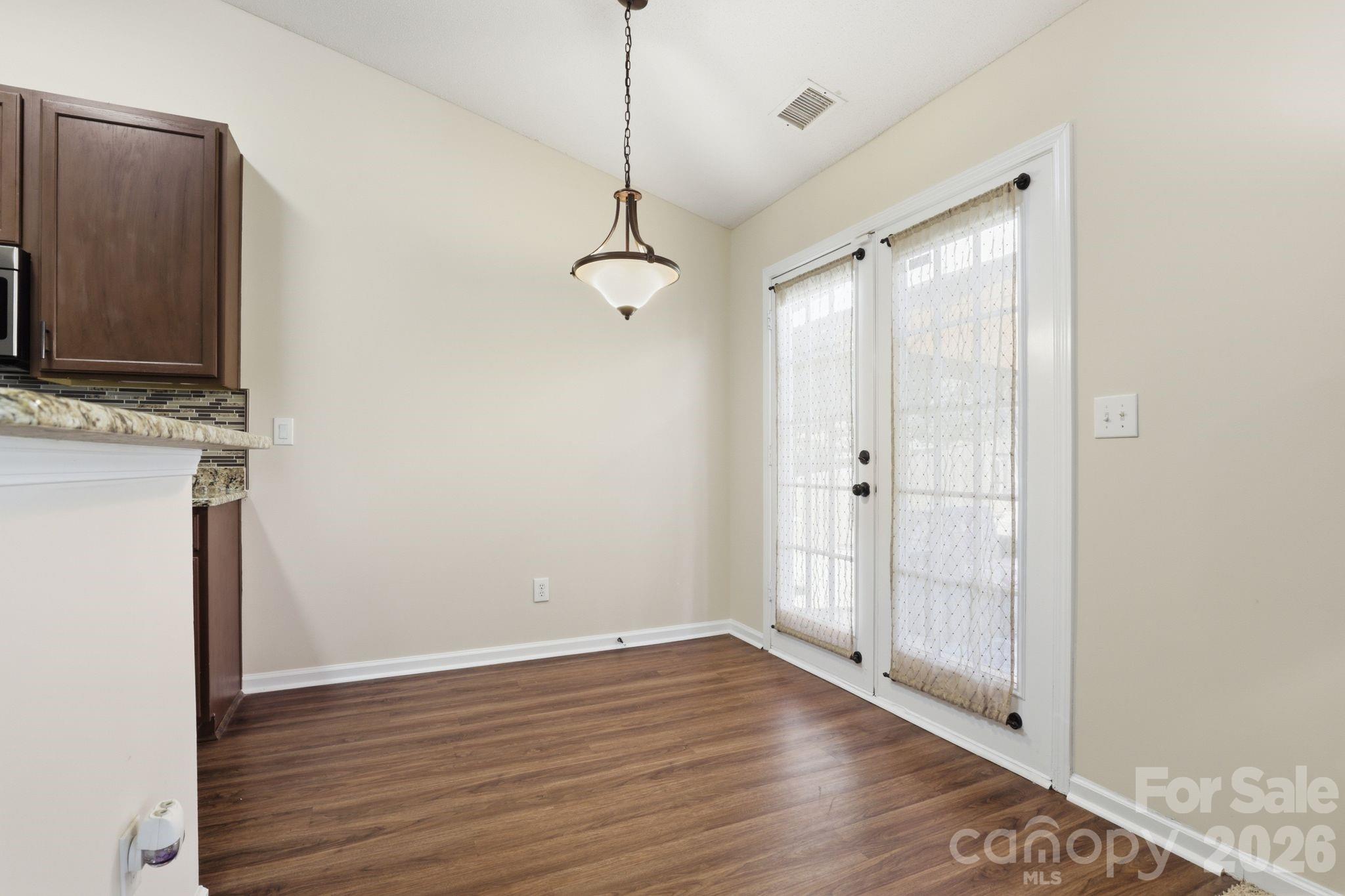 144 Golden Valley Drive