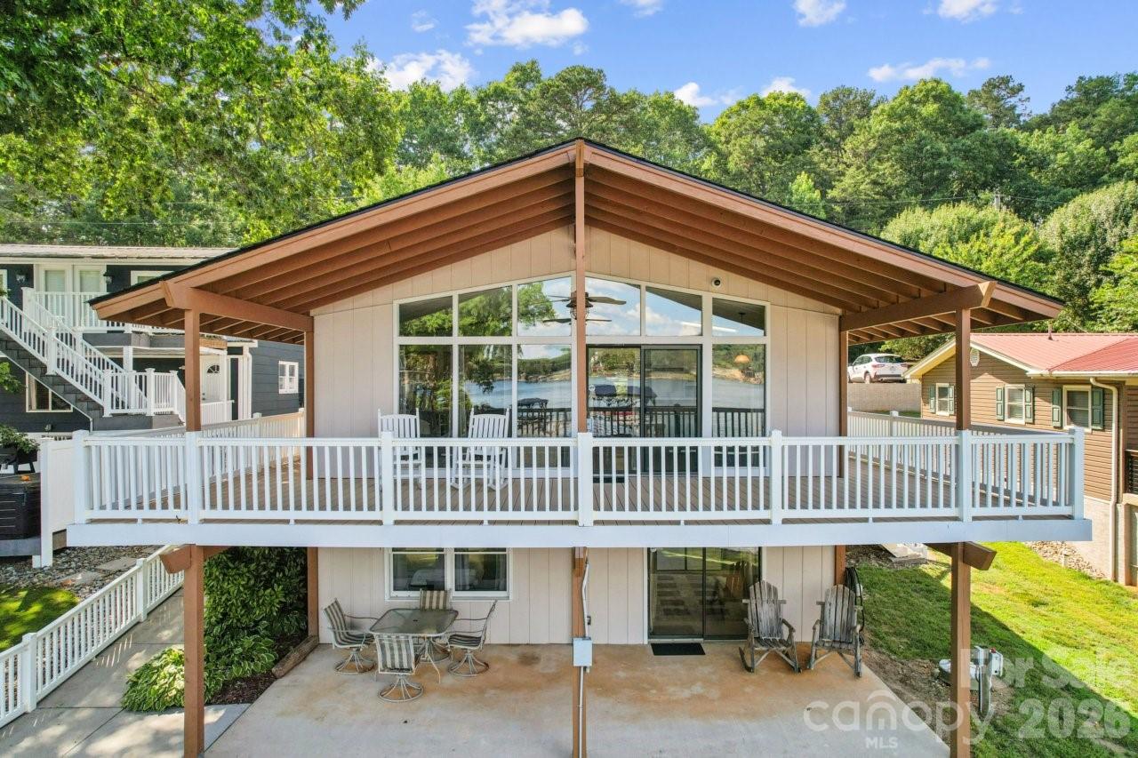 918 Pinehaven Drive