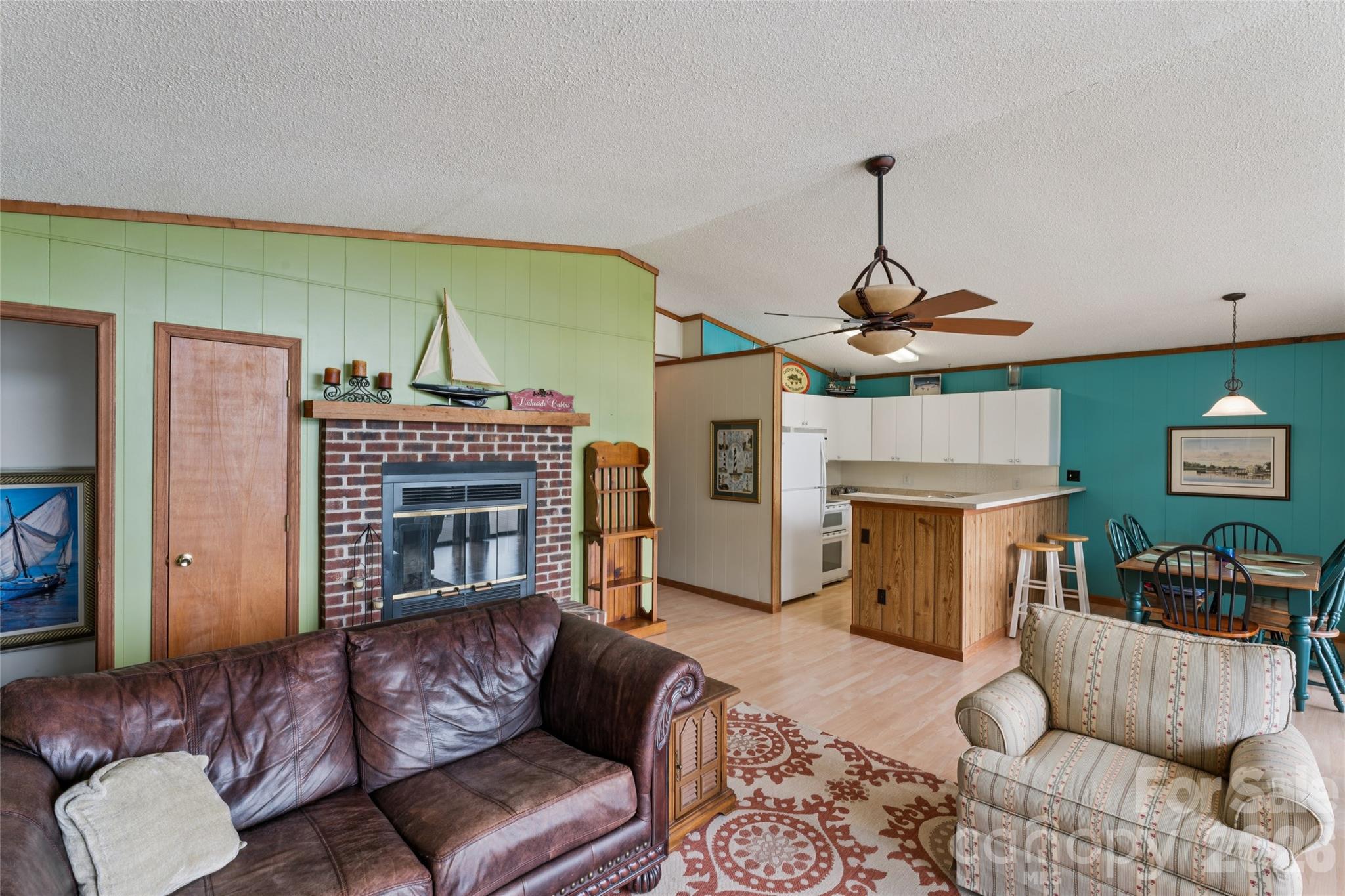 918 Pinehaven Drive