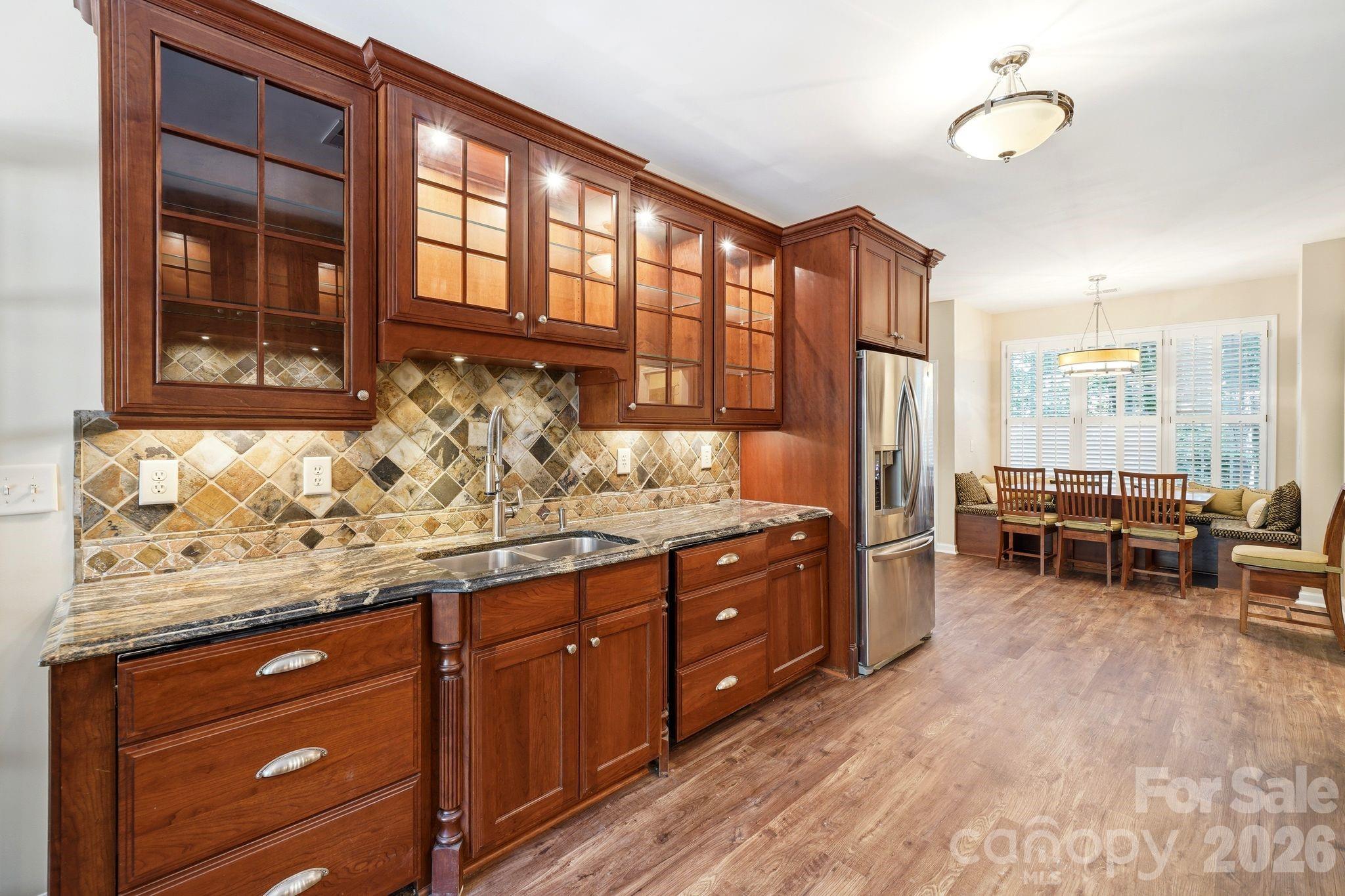 7711 Abbotsinch Court