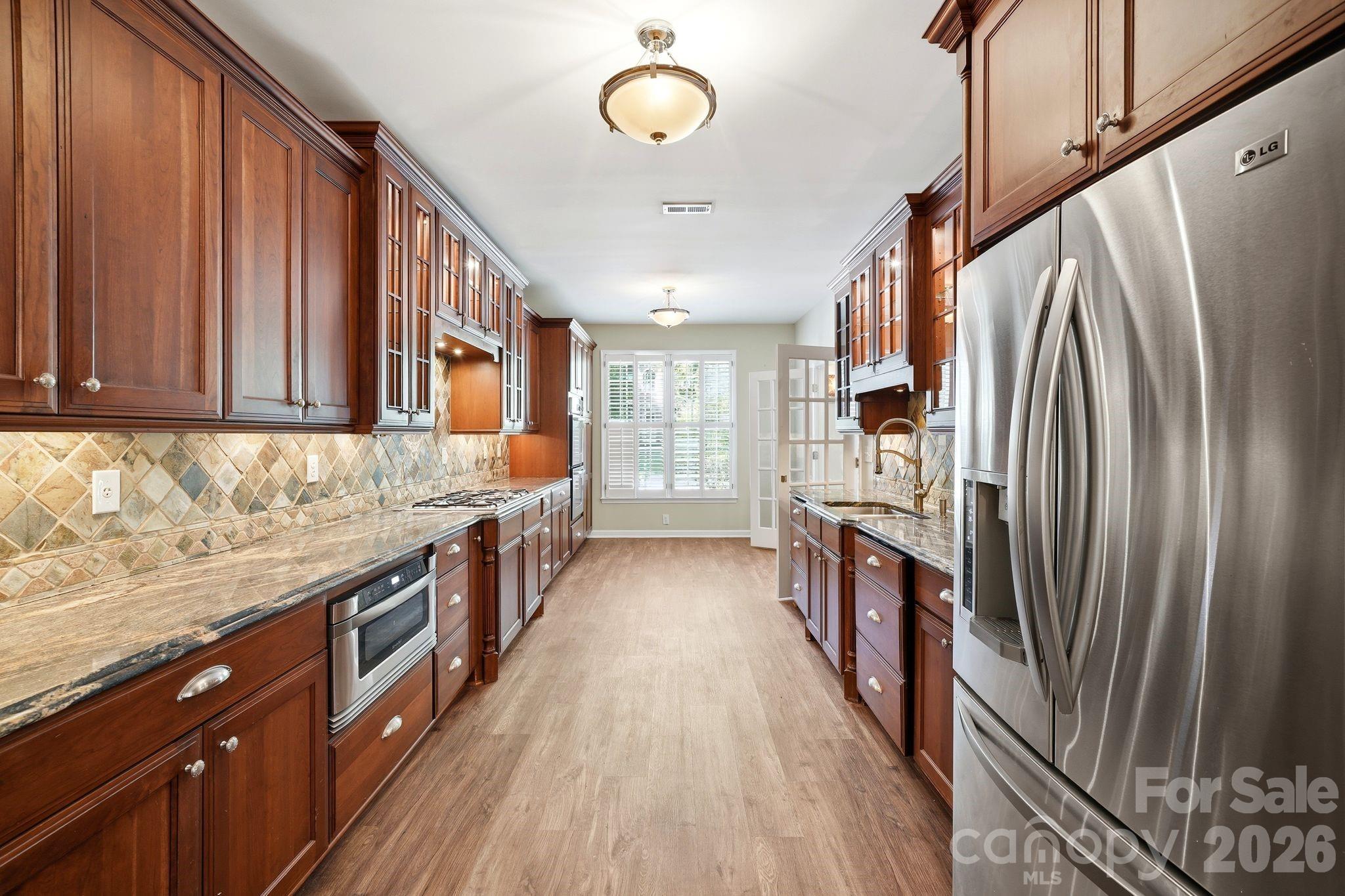 7711 Abbotsinch Court