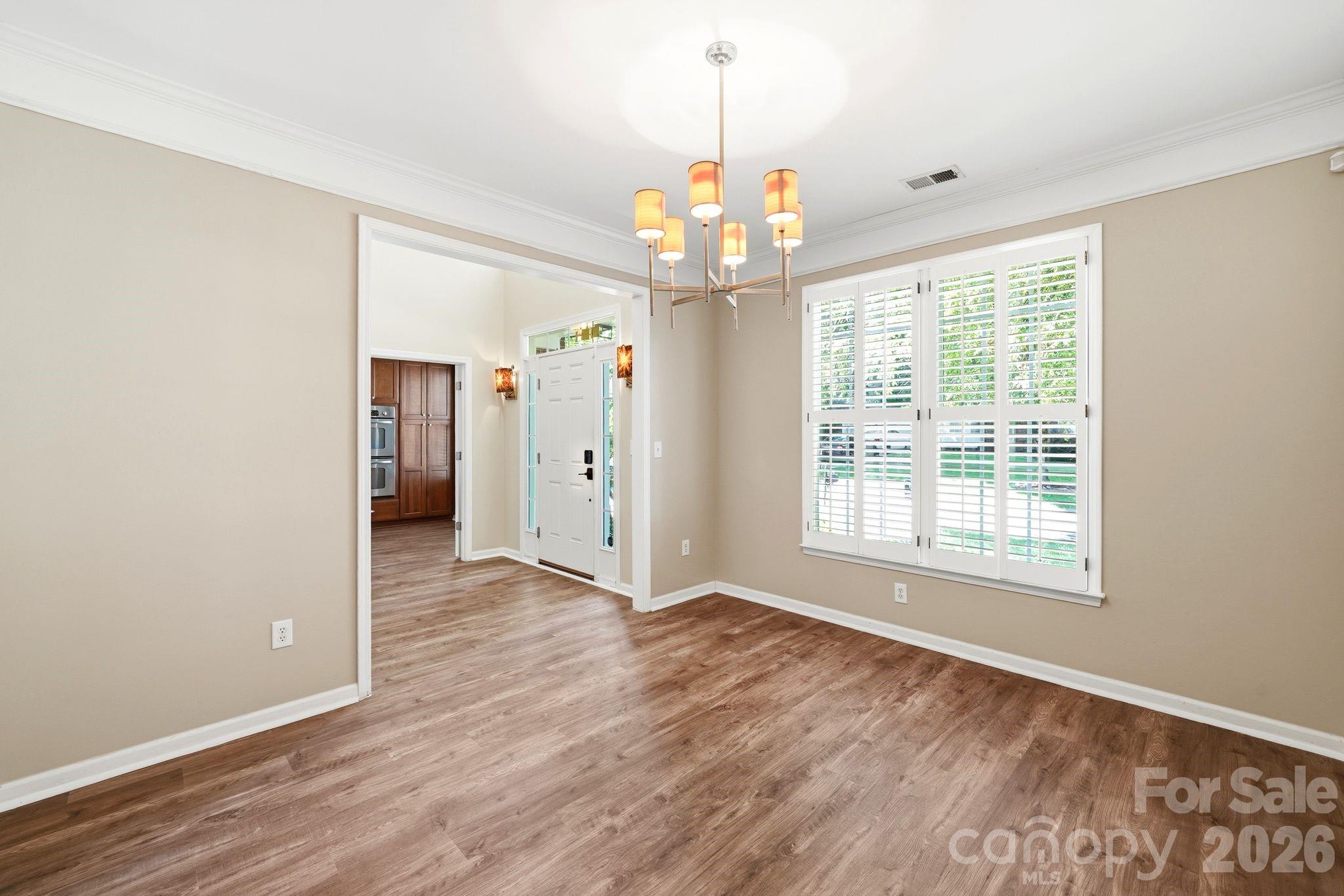 7711 Abbotsinch Court