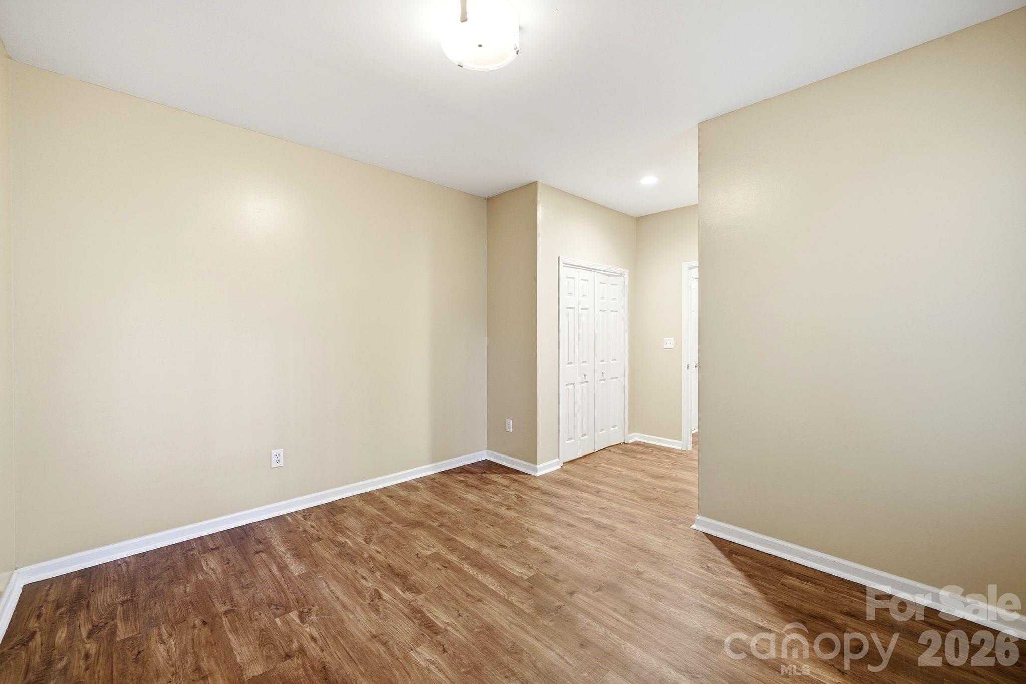 7711 Abbotsinch Court