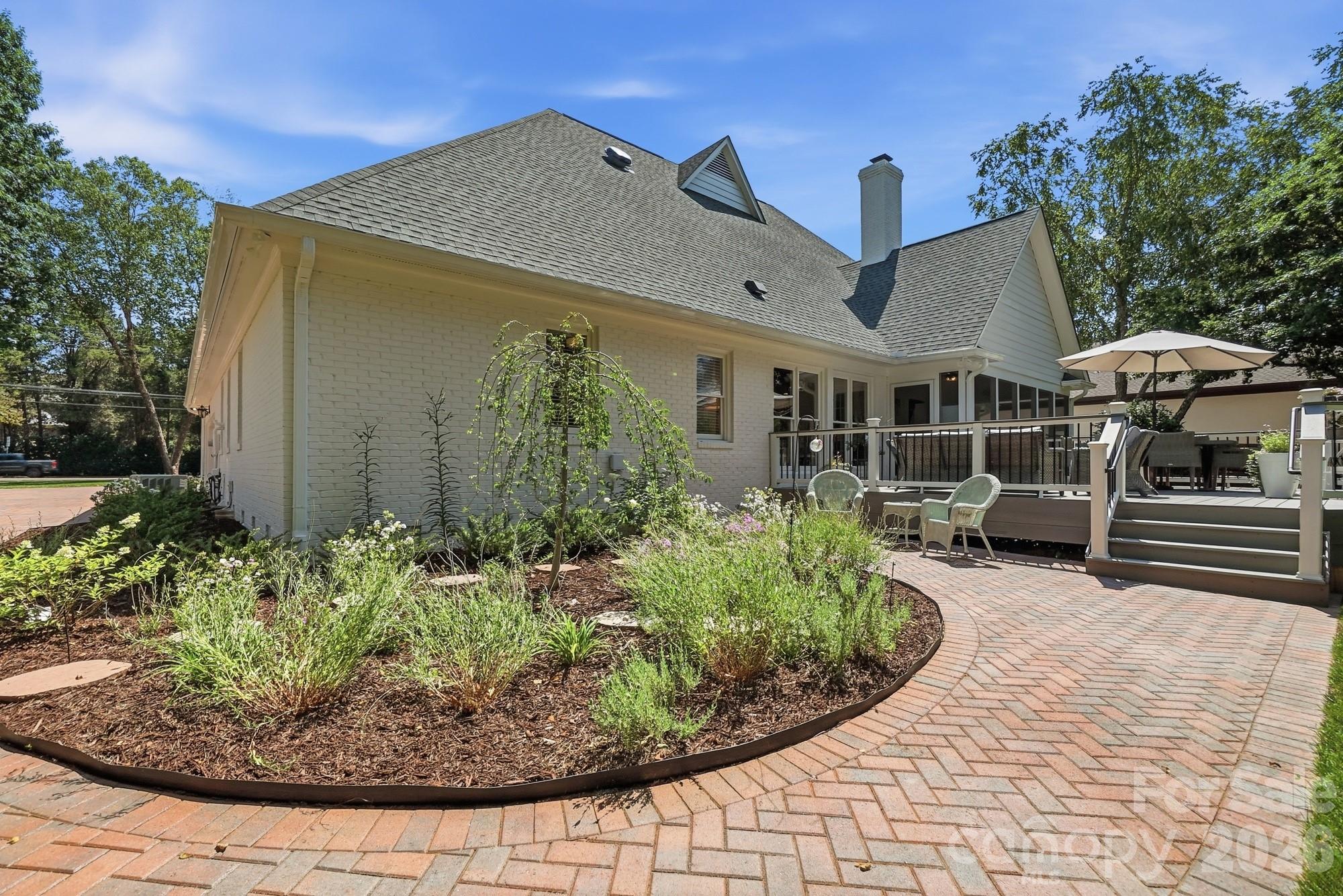 1136 Concord Road