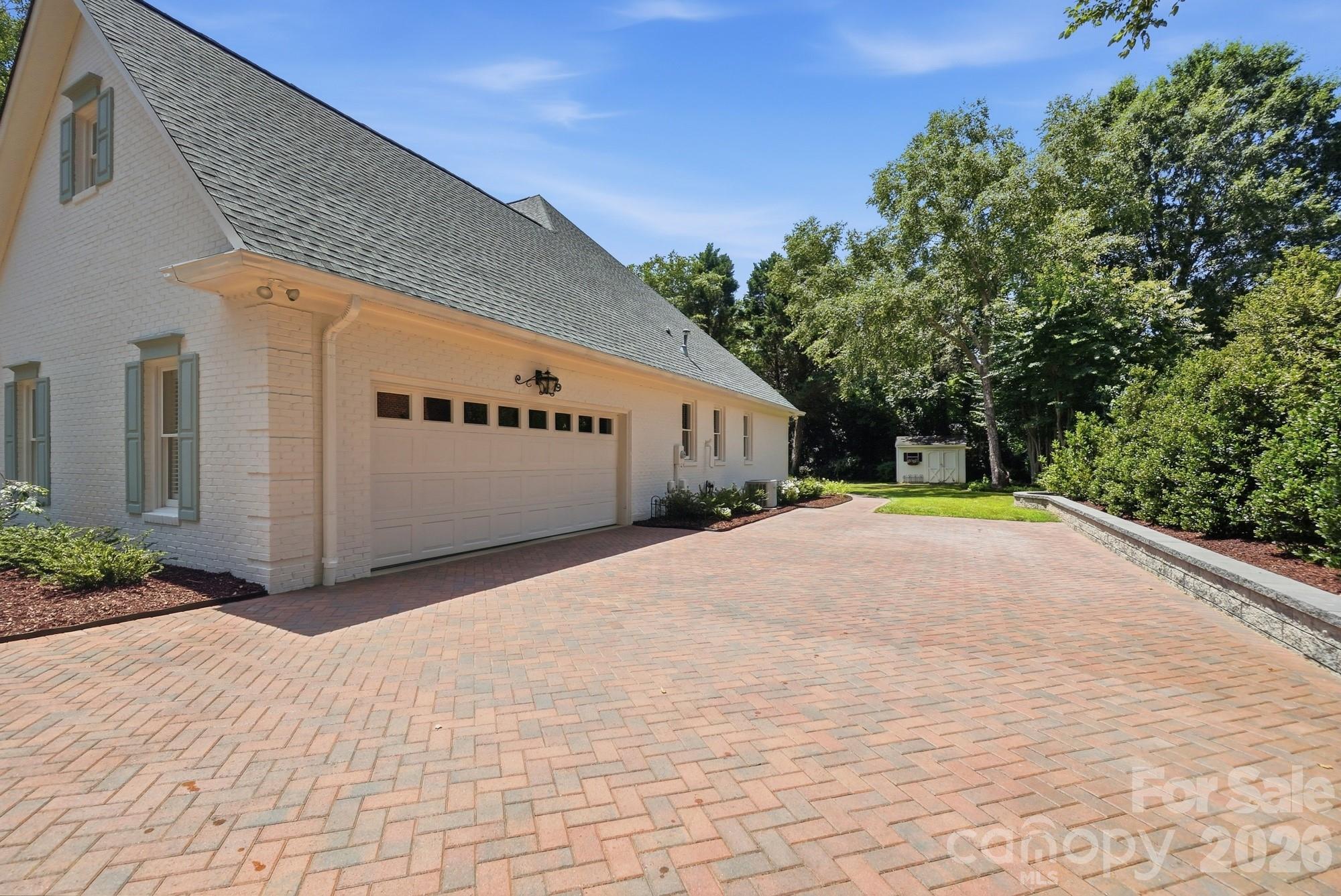 1136 Concord Road