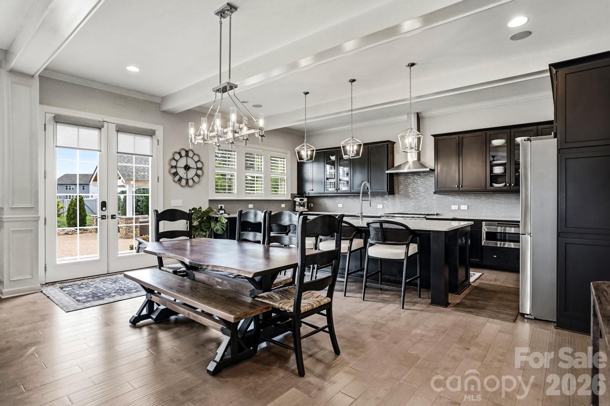 142 Farm Knoll Way
