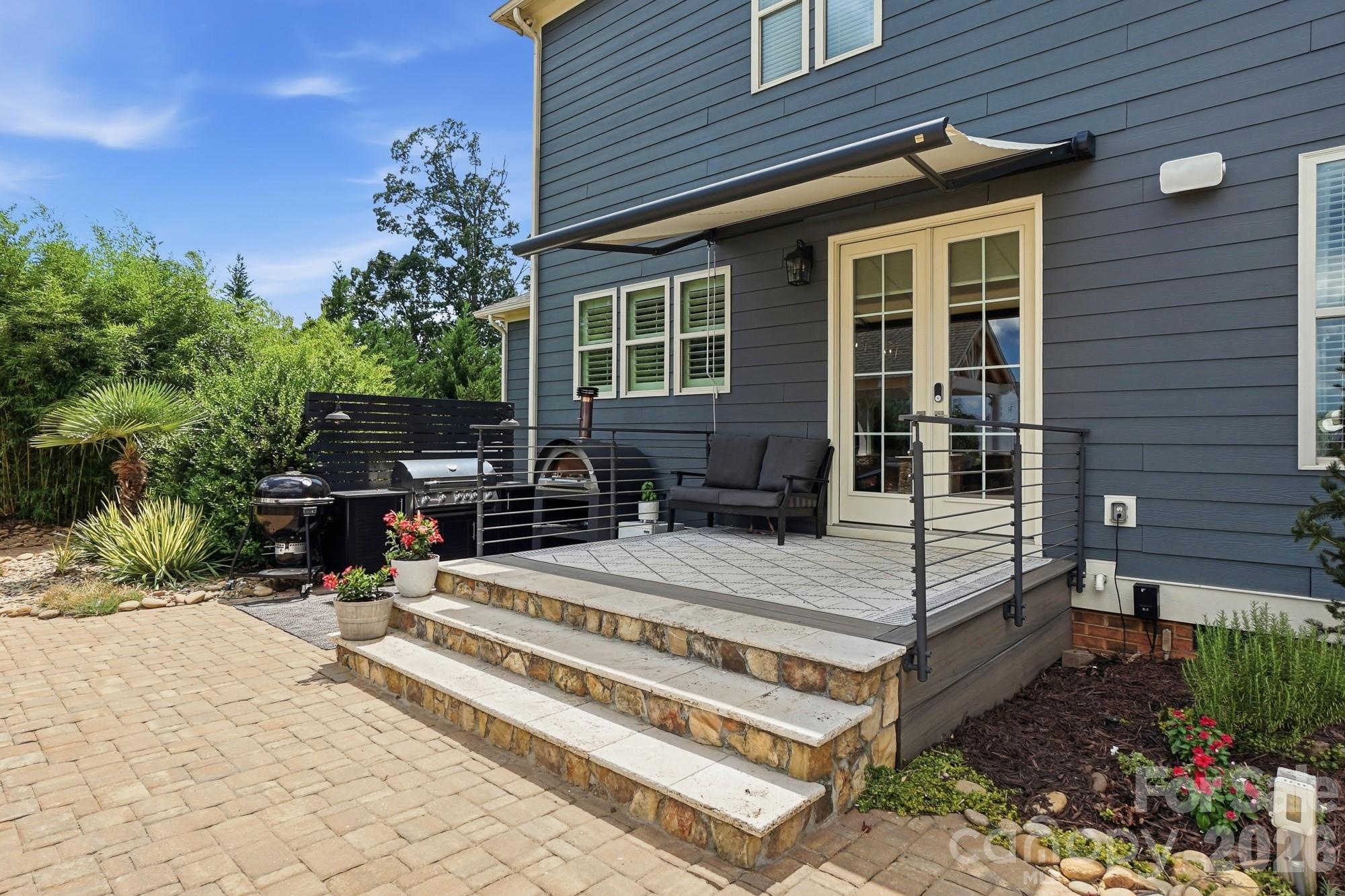 142 Farm Knoll Way