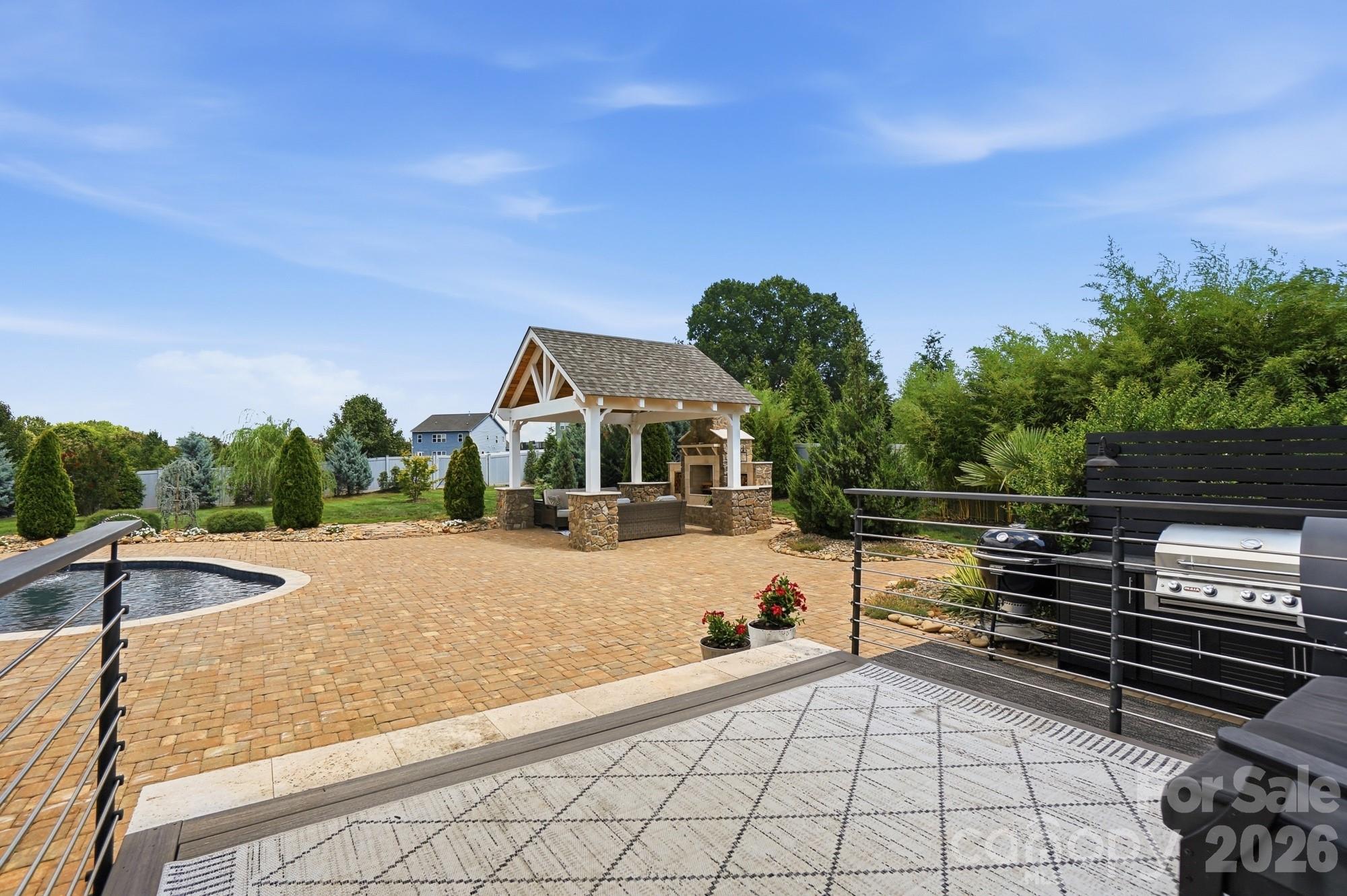 142 Farm Knoll Way