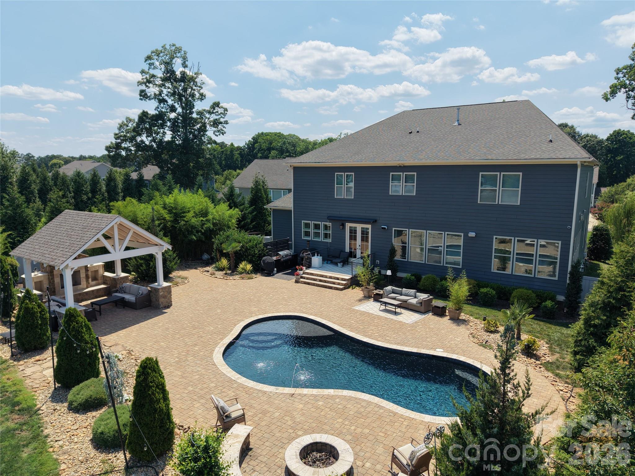 142 Farm Knoll Way