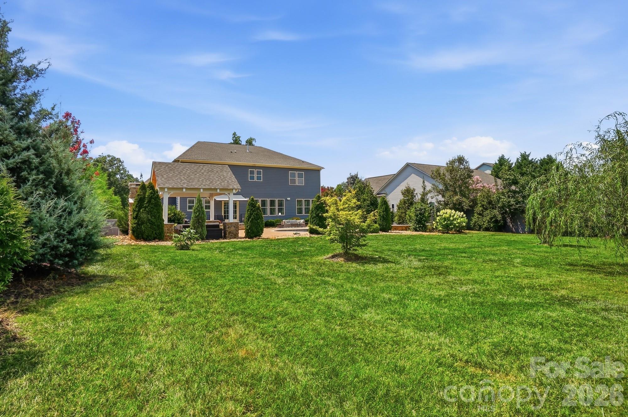 142 Farm Knoll Way