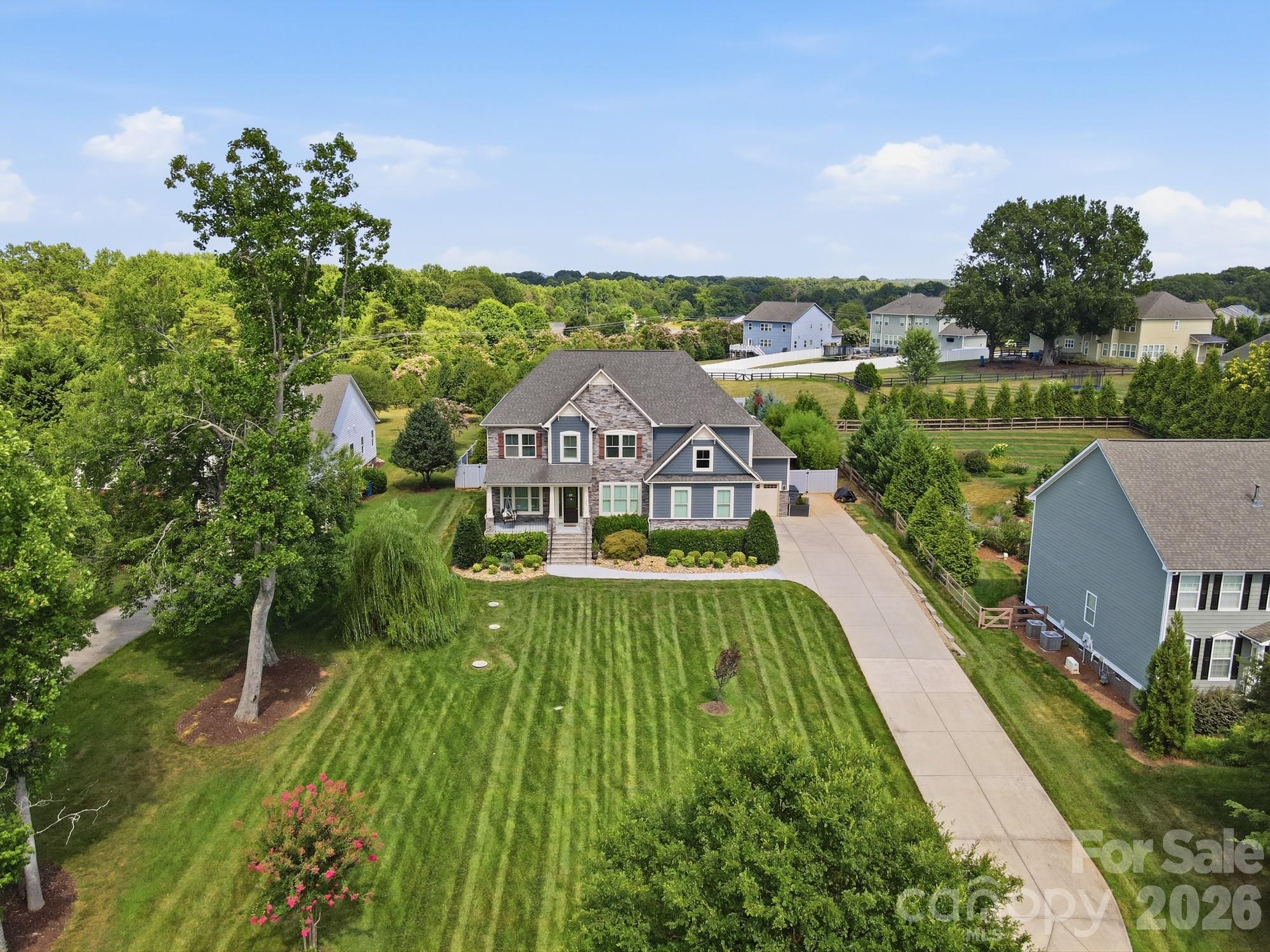 142 Farm Knoll Way