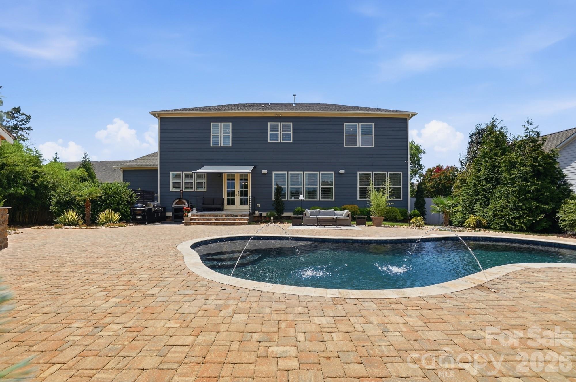 142 Farm Knoll Way