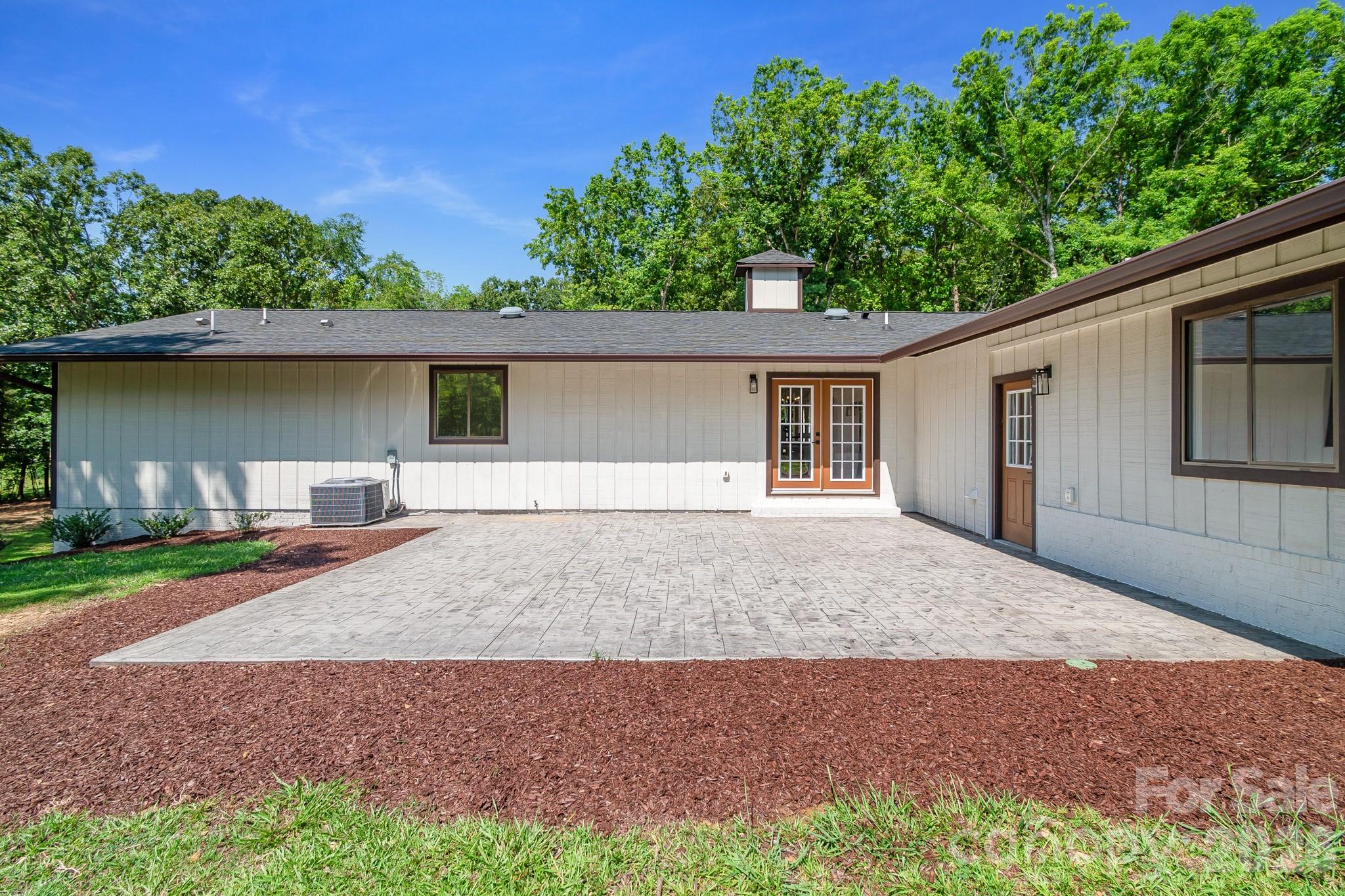 5033 Waxhaw Indian Trail Road
