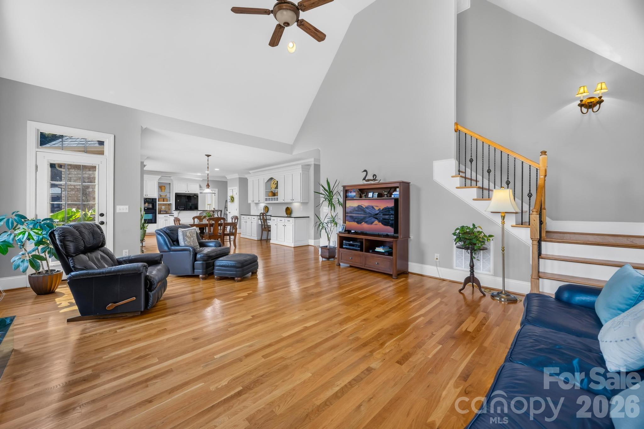 105 Mandarin Drive