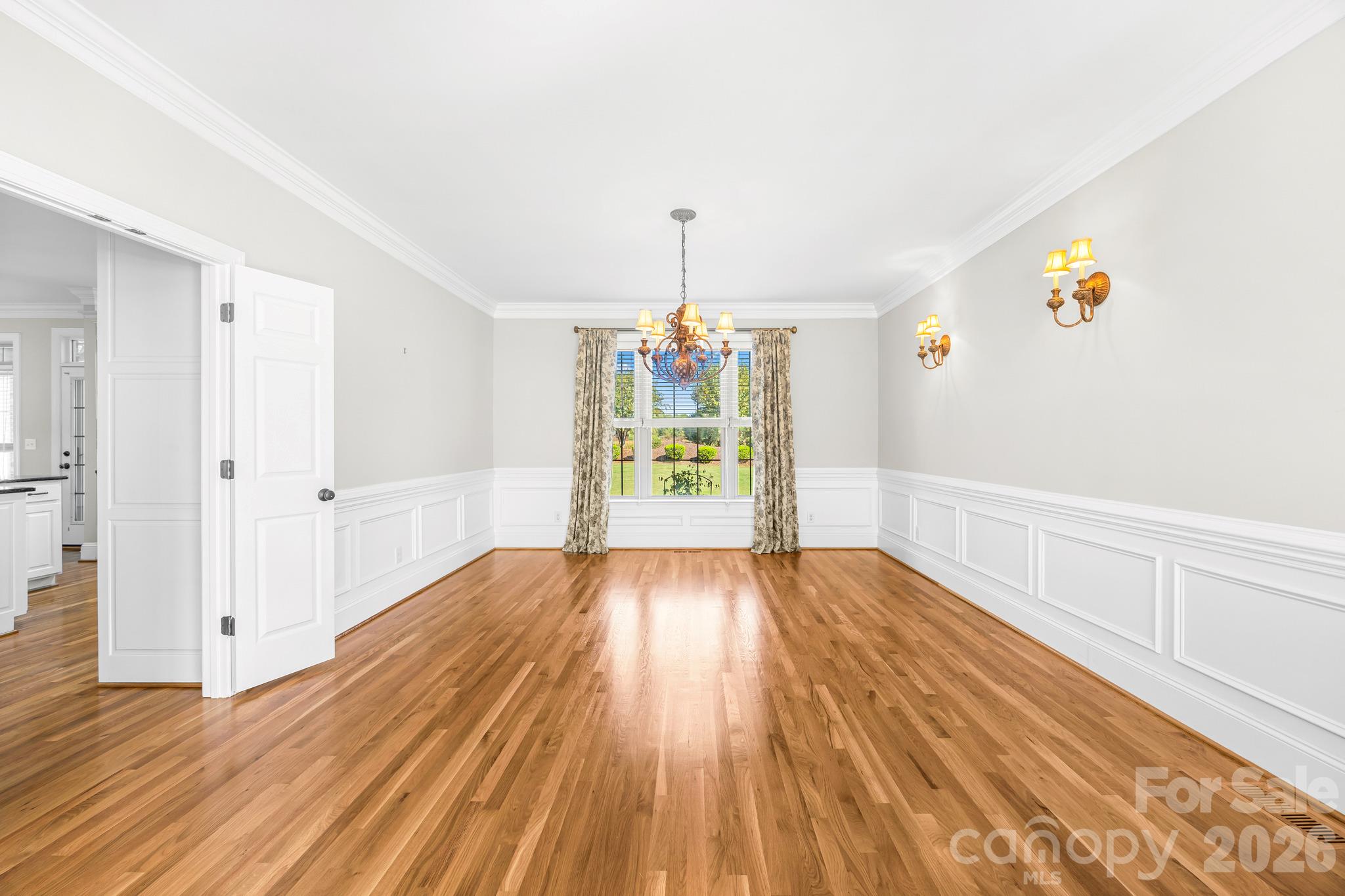 105 Mandarin Drive