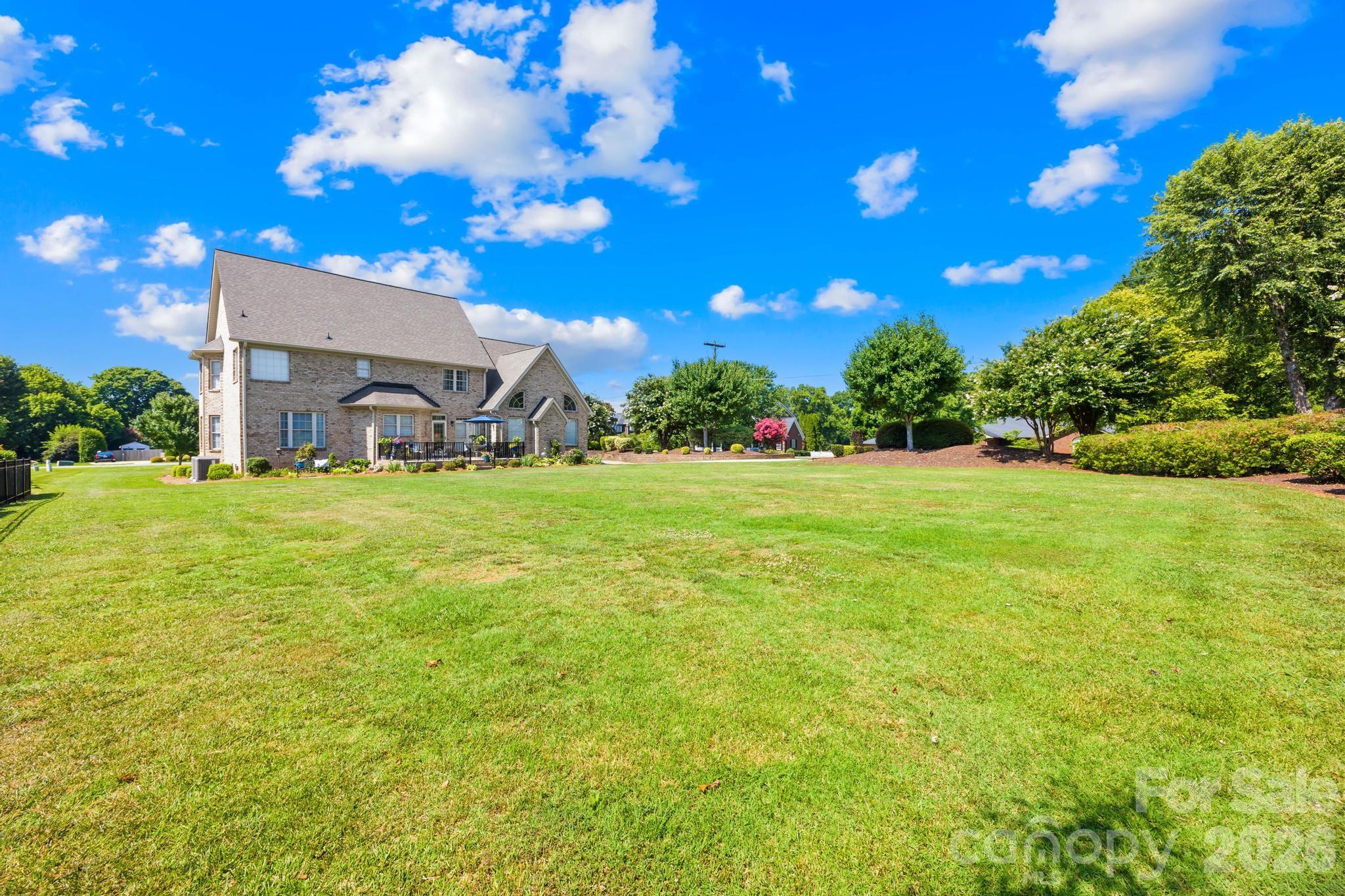 105 Mandarin Drive