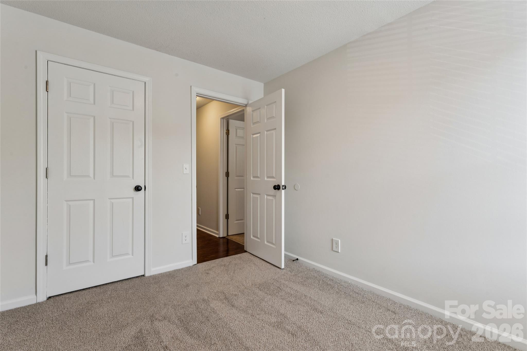 1620 Arlyn Circle Unit: L