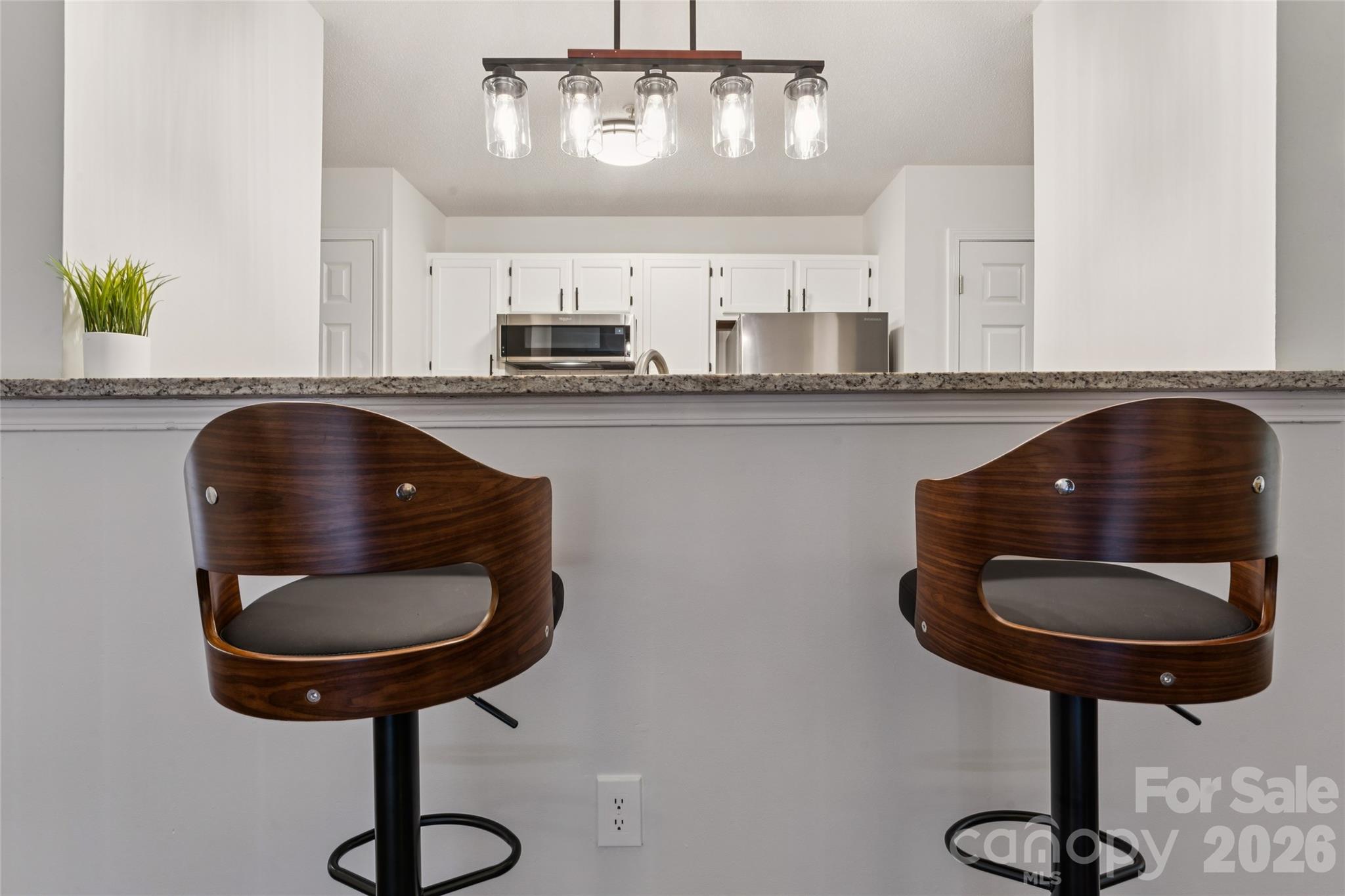 1620 Arlyn Circle Unit: L
