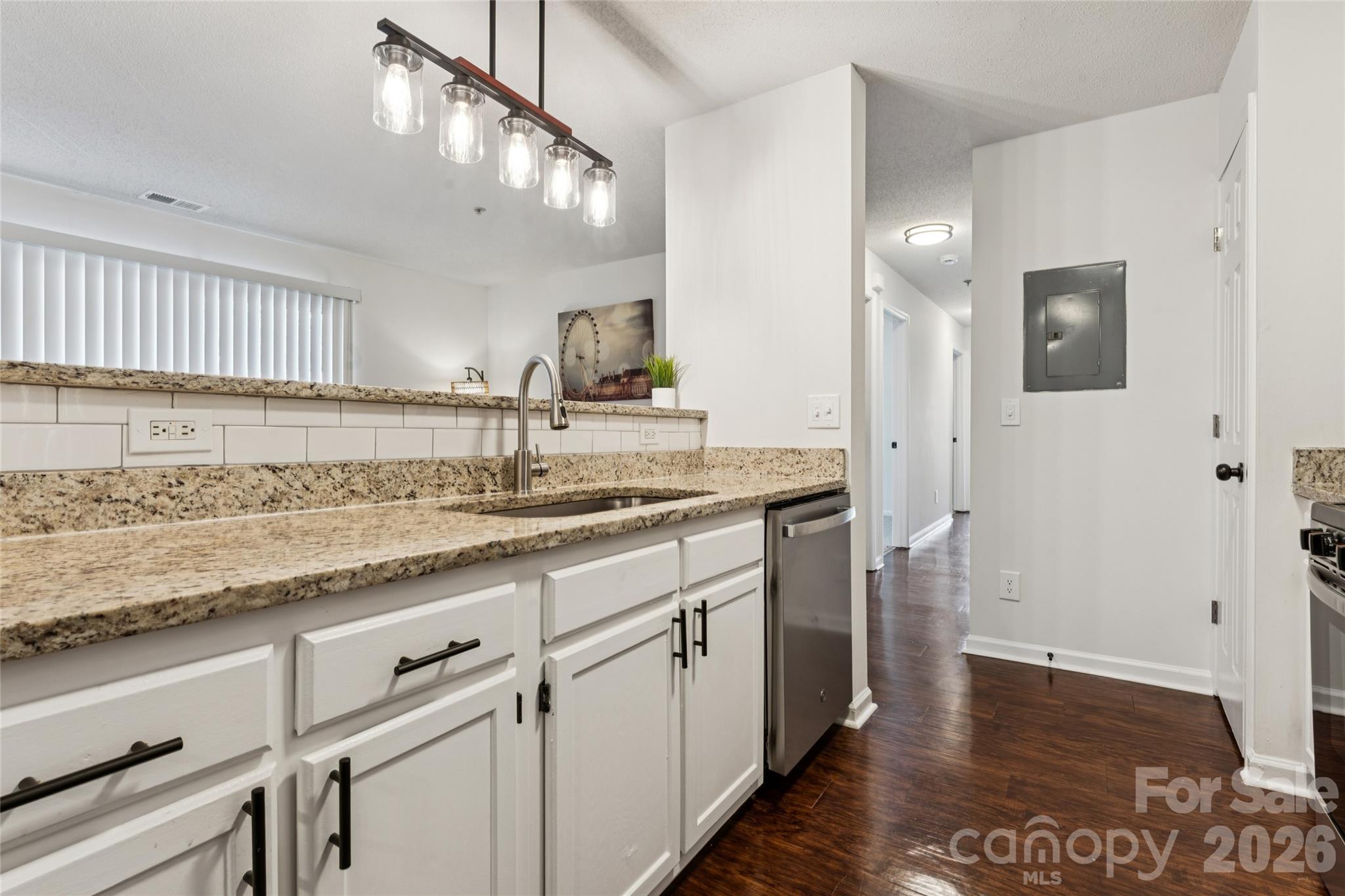 1620 Arlyn Circle Unit: L
