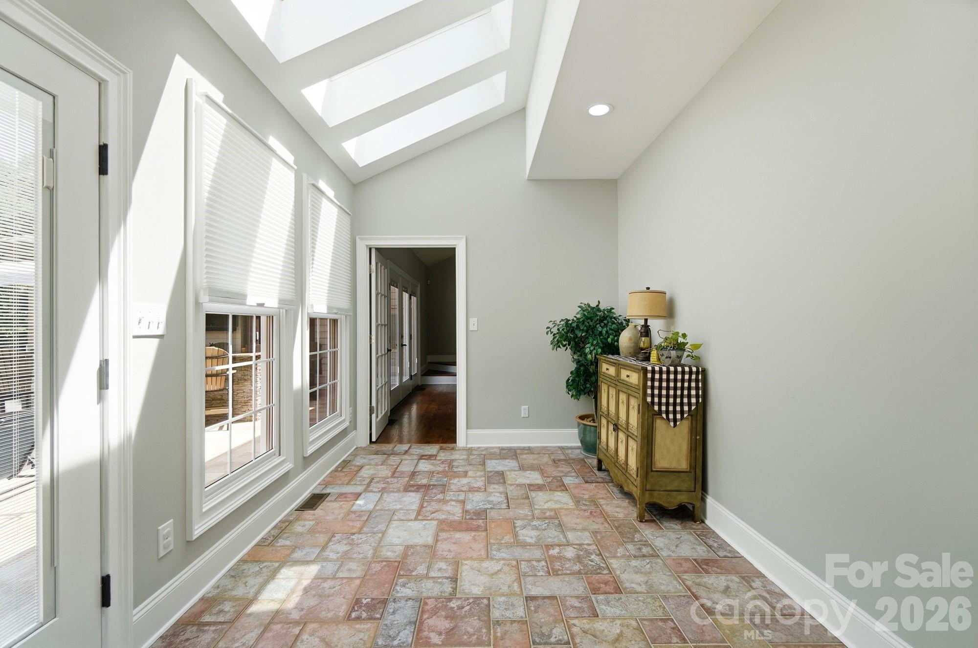 211 Winthrow Creek Road