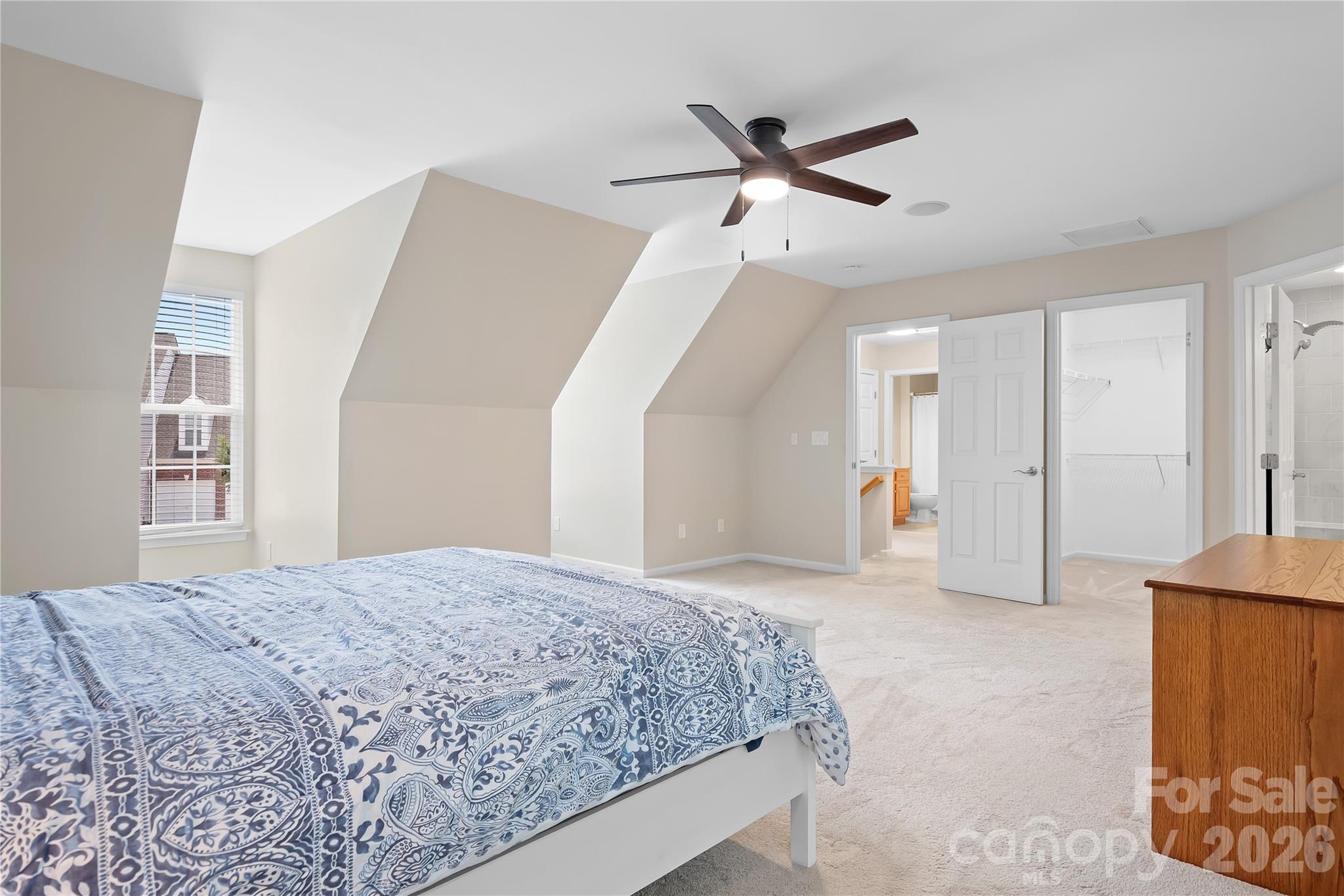 14661 Greenpoint Lane