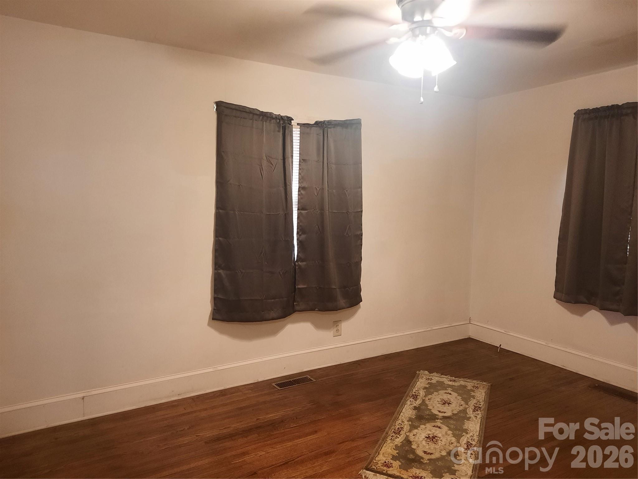 534 W 28th Street