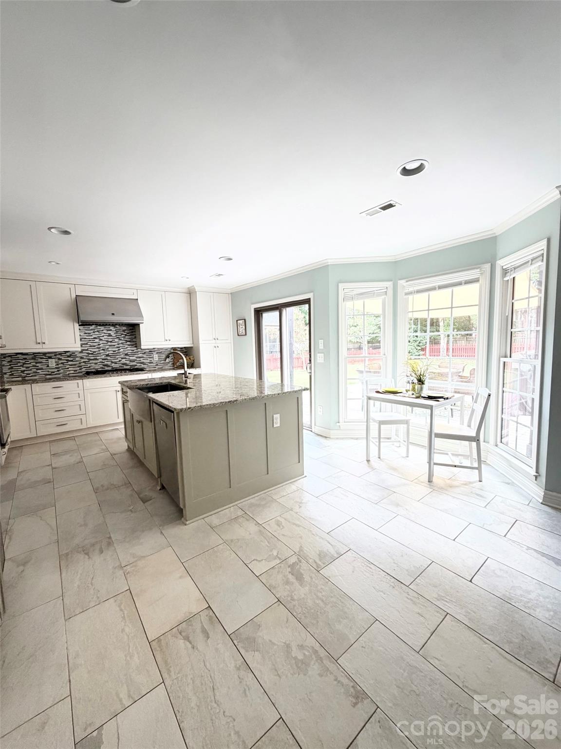 3267 Roberta Farms Court SW