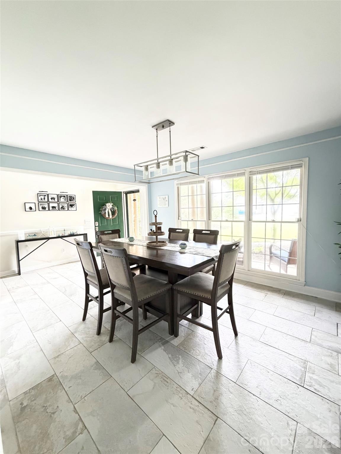 3267 Roberta Farms Court SW