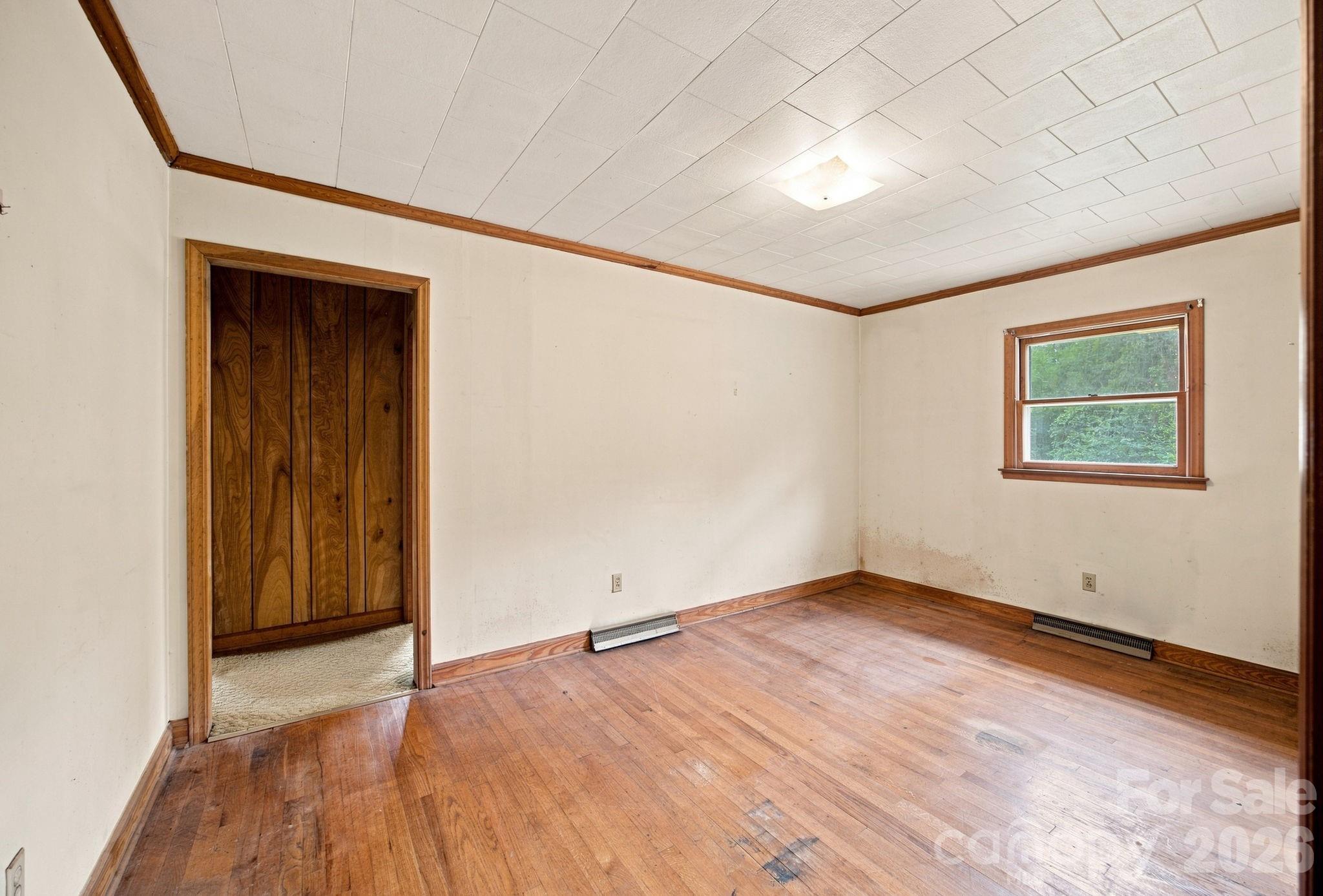 144 Rockwell Loop