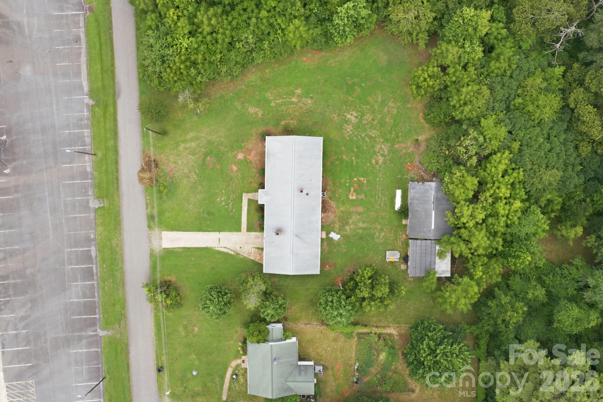 144 Rockwell Loop