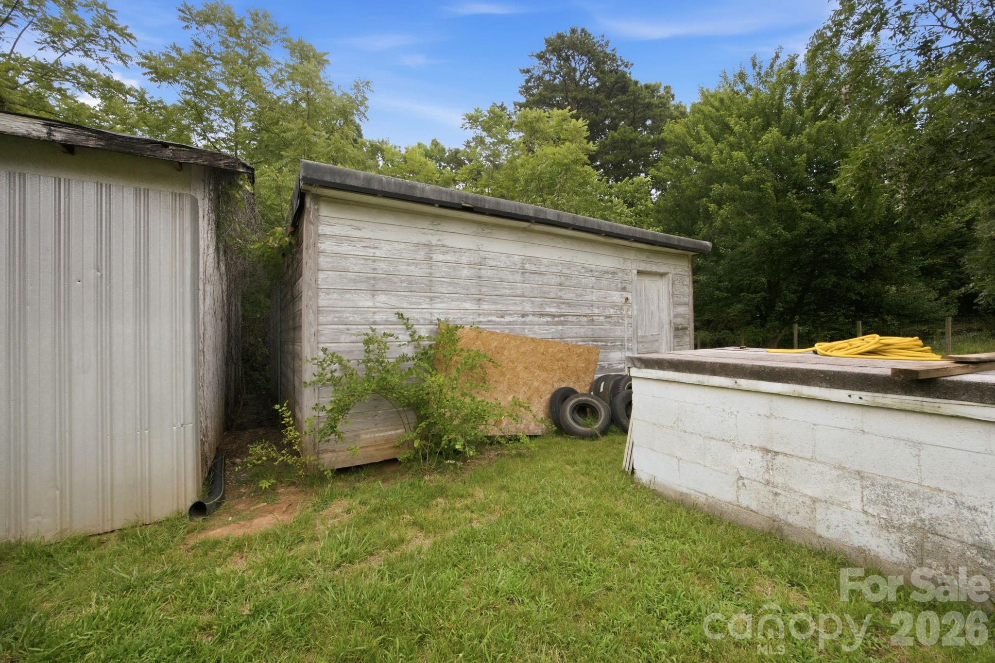 144 Rockwell Loop